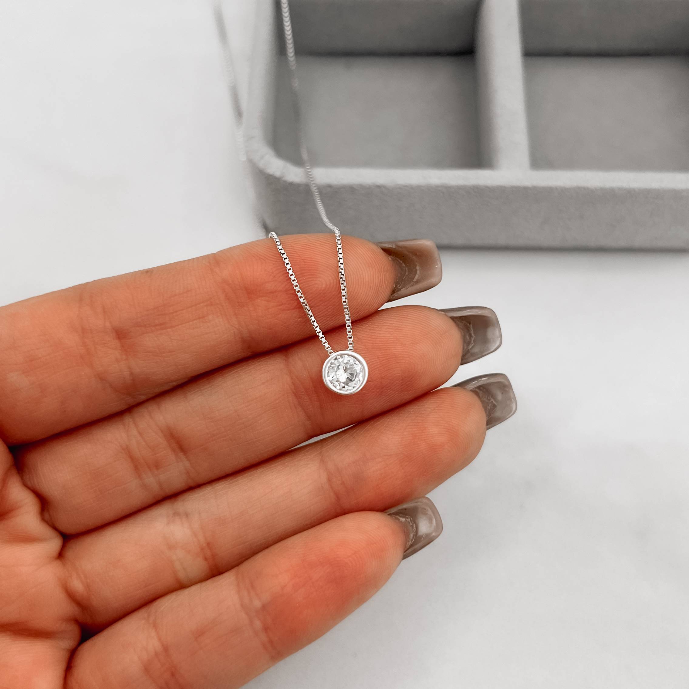 Colar zircônia embutida passante 5mm 40cm