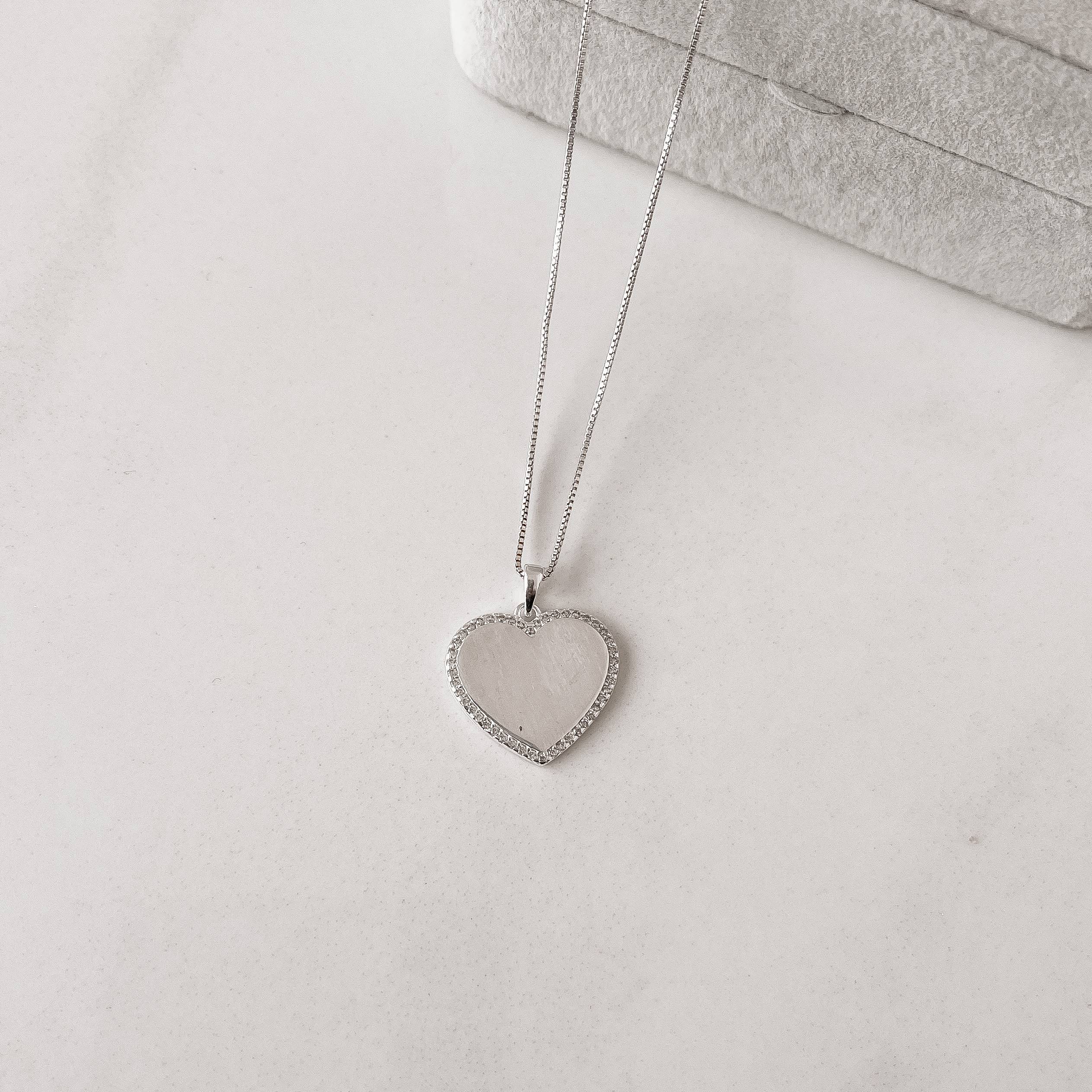 Imagem Secundária Colar pingente coração borda cravejada 17mm 45cm