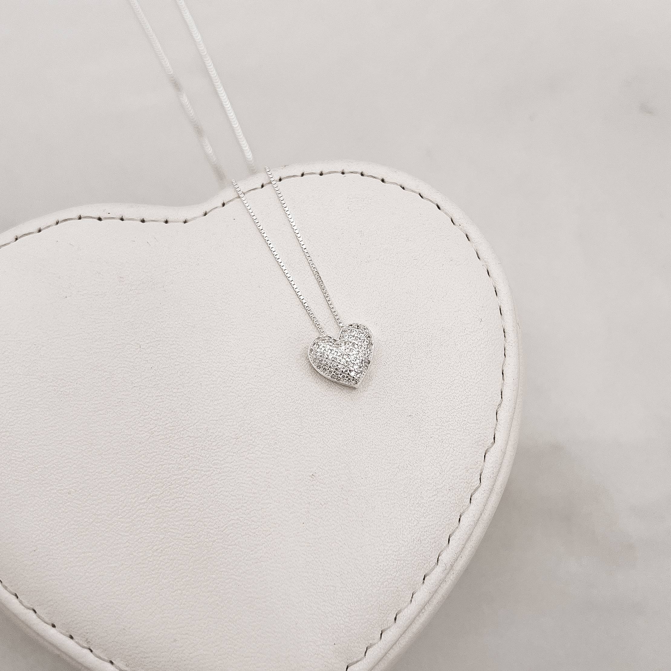 Imagem Colar coração cravejado 9mm 40cm