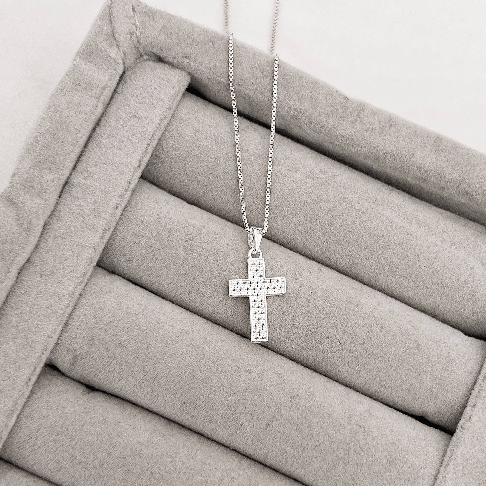 Colar pingente cruz renda Italiana 15mm 40cm