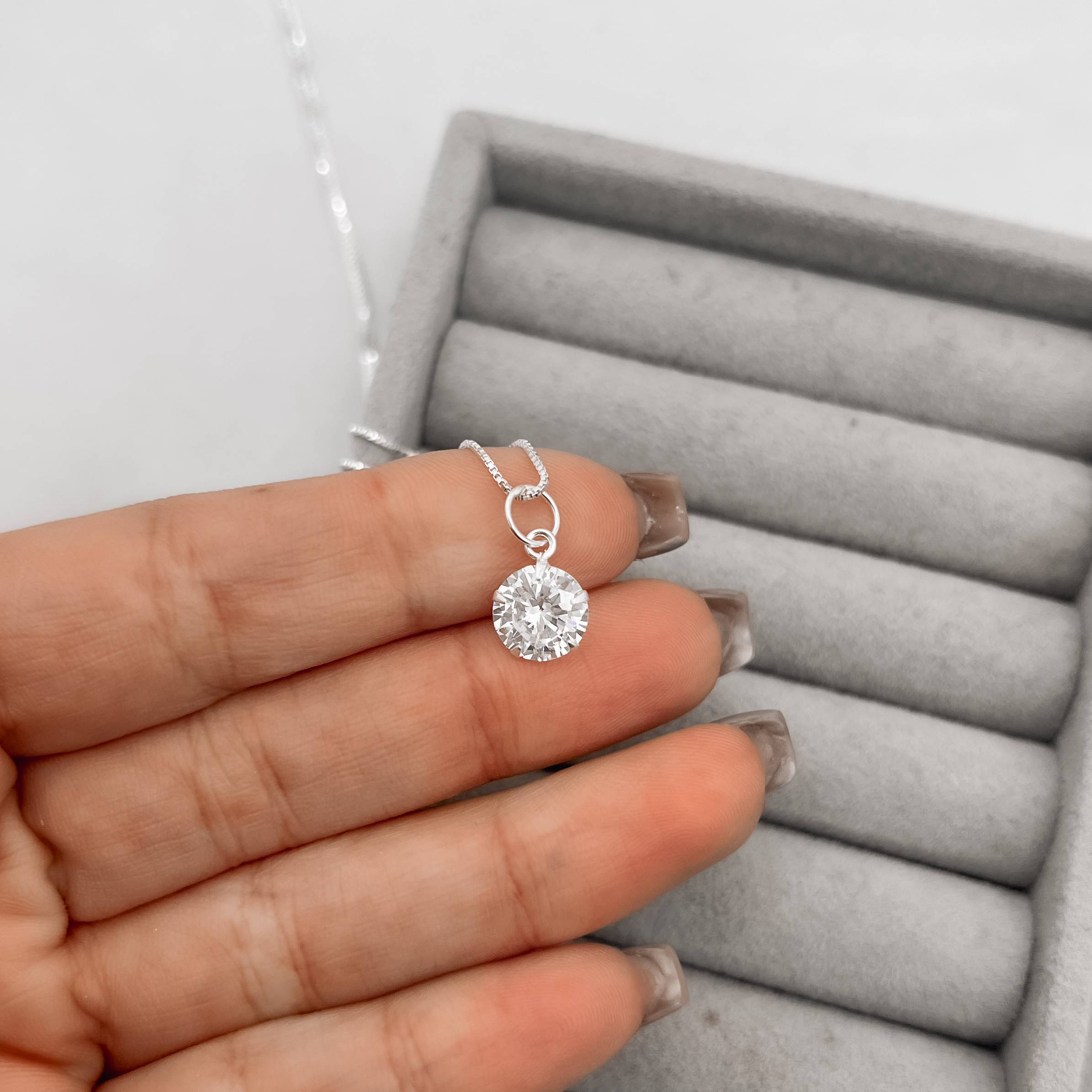 Imagem Colar pingente zircônia redonda cristal 8mm 45cm