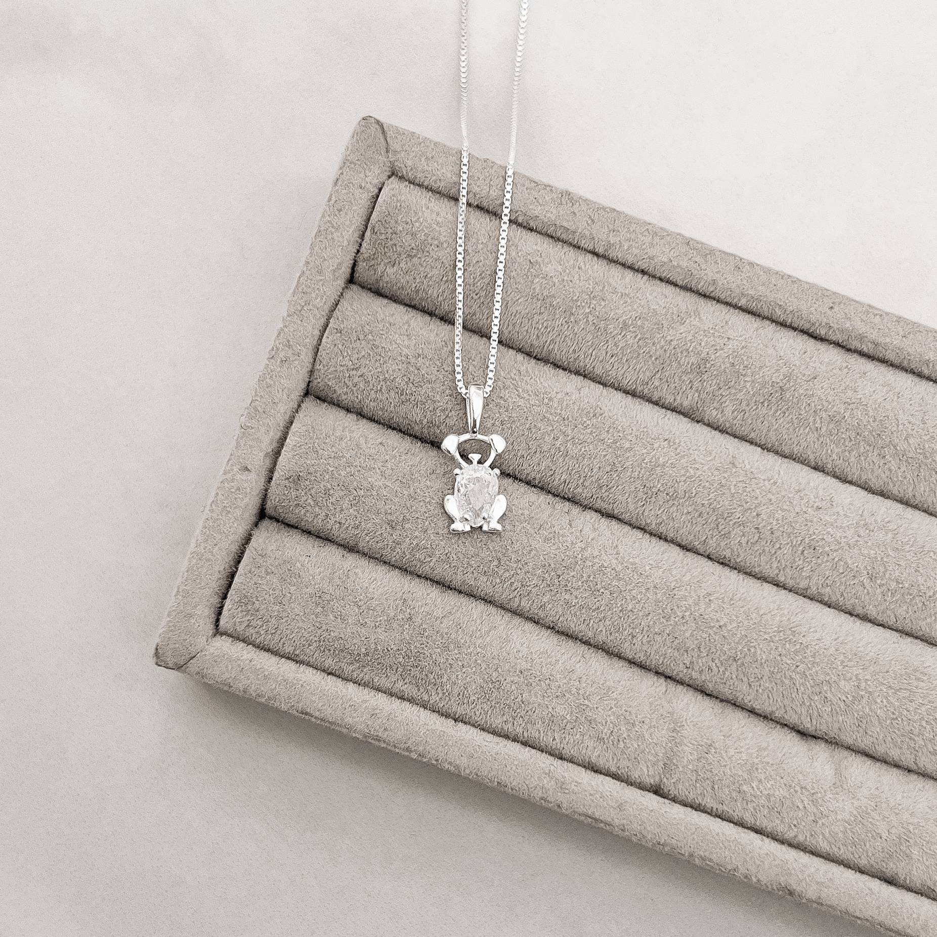 Imagem Colar pingente cachorro com zircônia 9mm 45cm