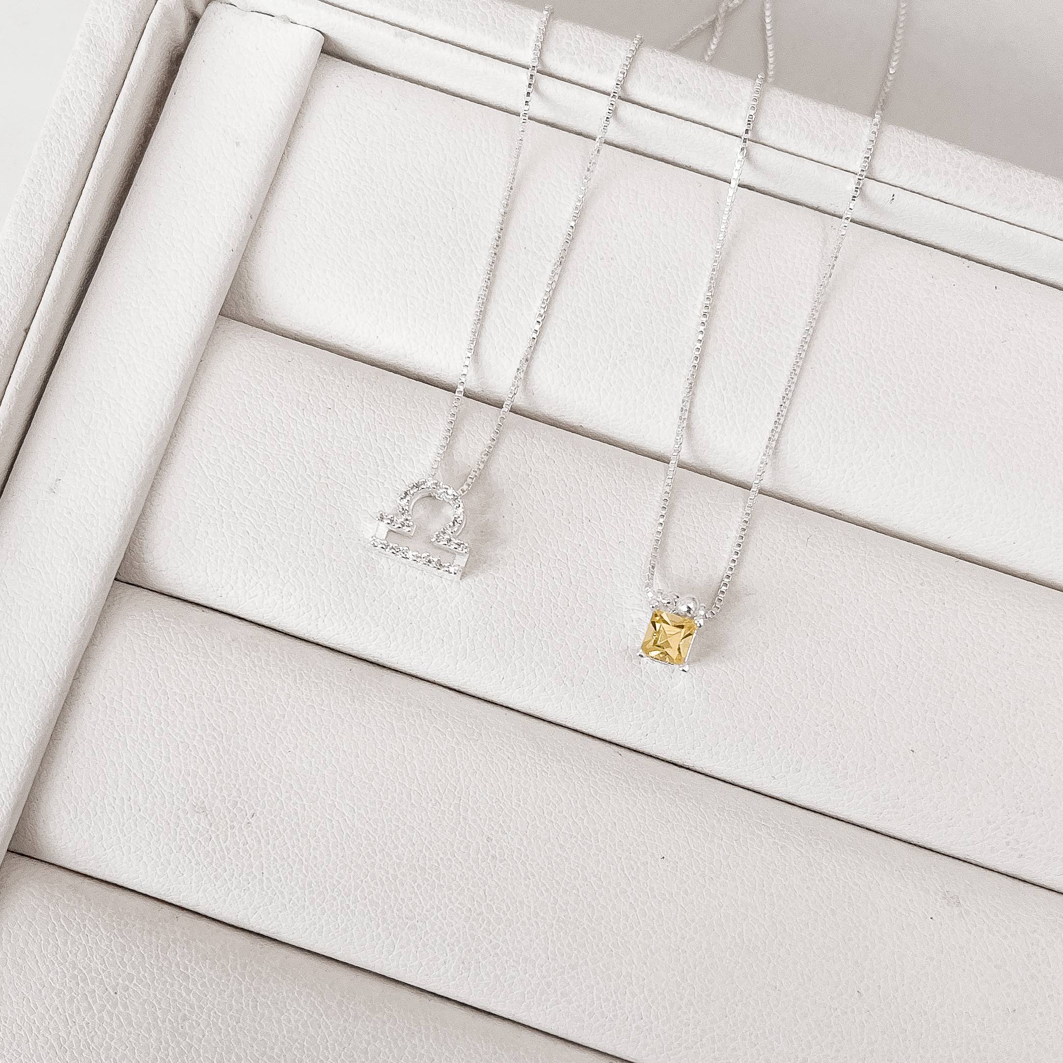 Imagem Escapulário signo Libra cravejado passante e zircônia quadrada amarela 60cm