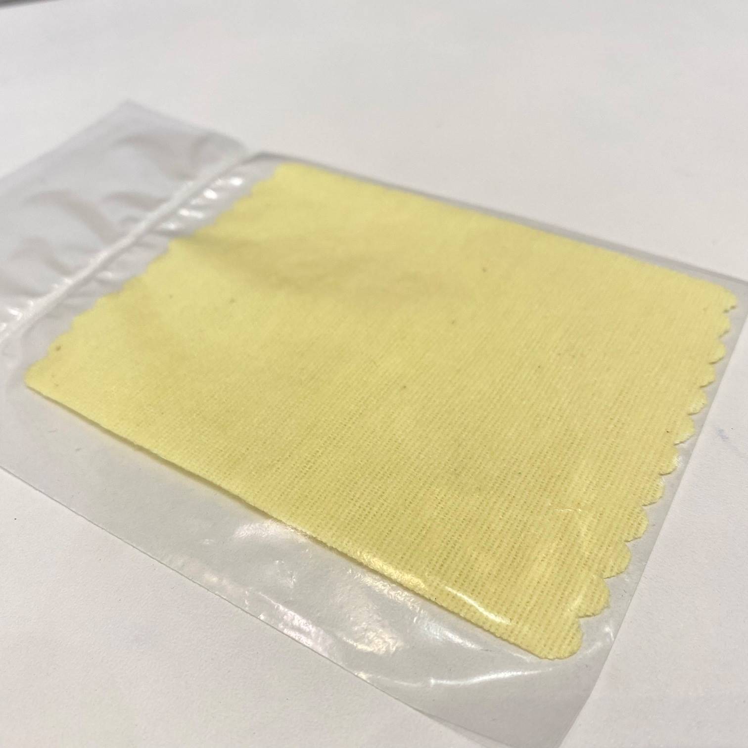 Imagem Flanela limpa pratas amarela 10x8cm