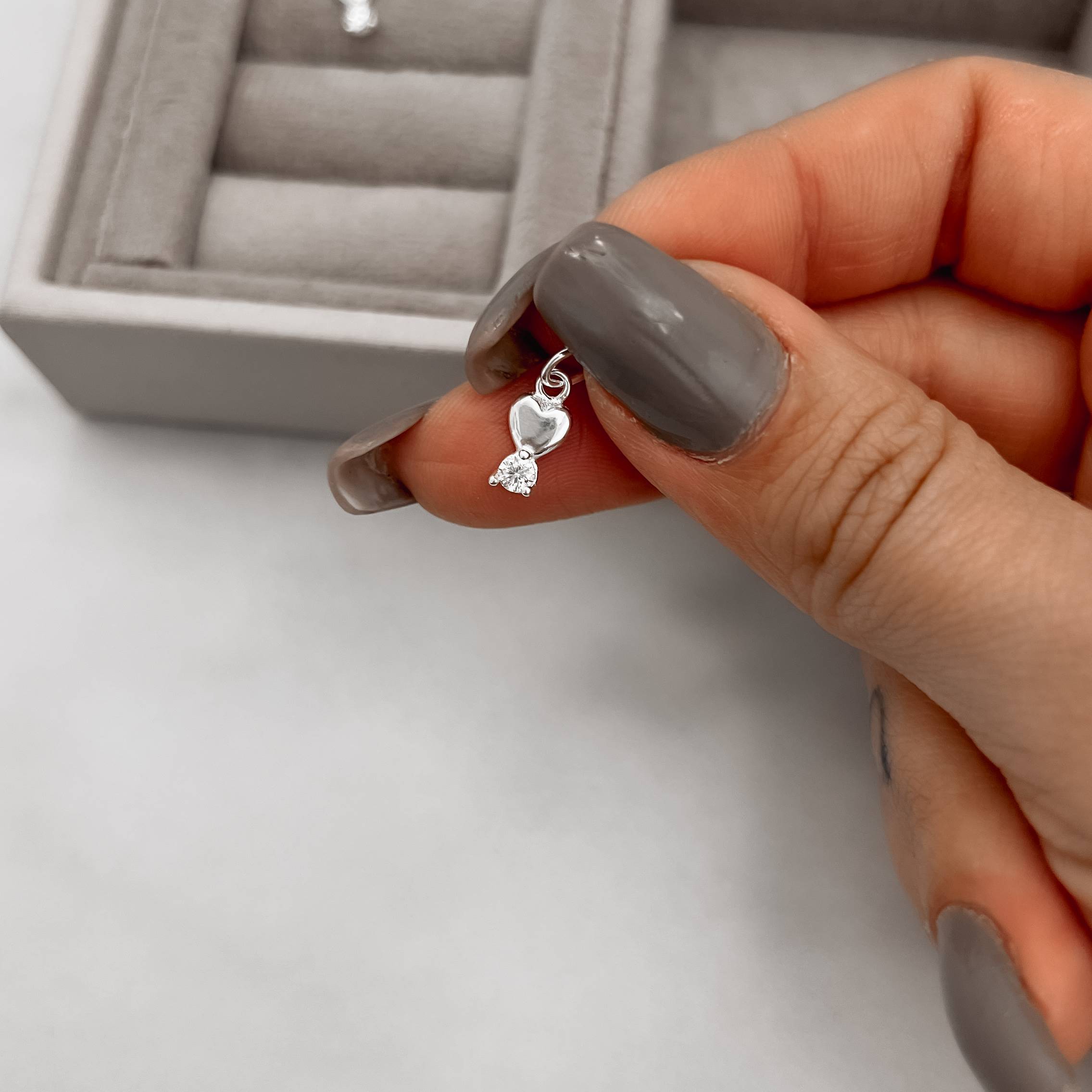 Imagem Secundária Pingente coração e zircônia 10mm