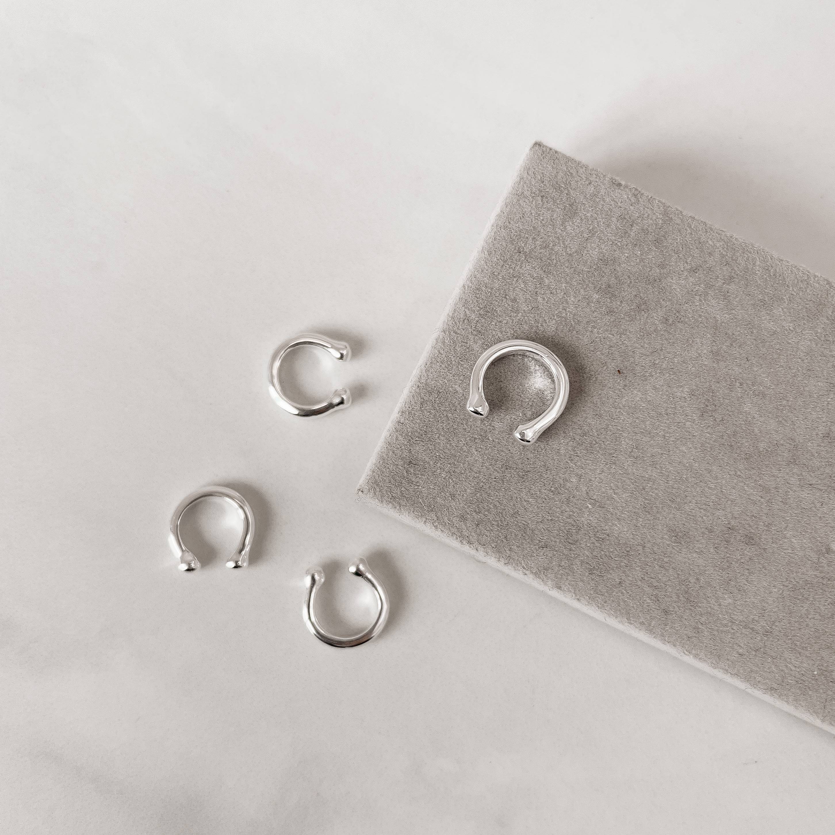 Piercing fake rígido