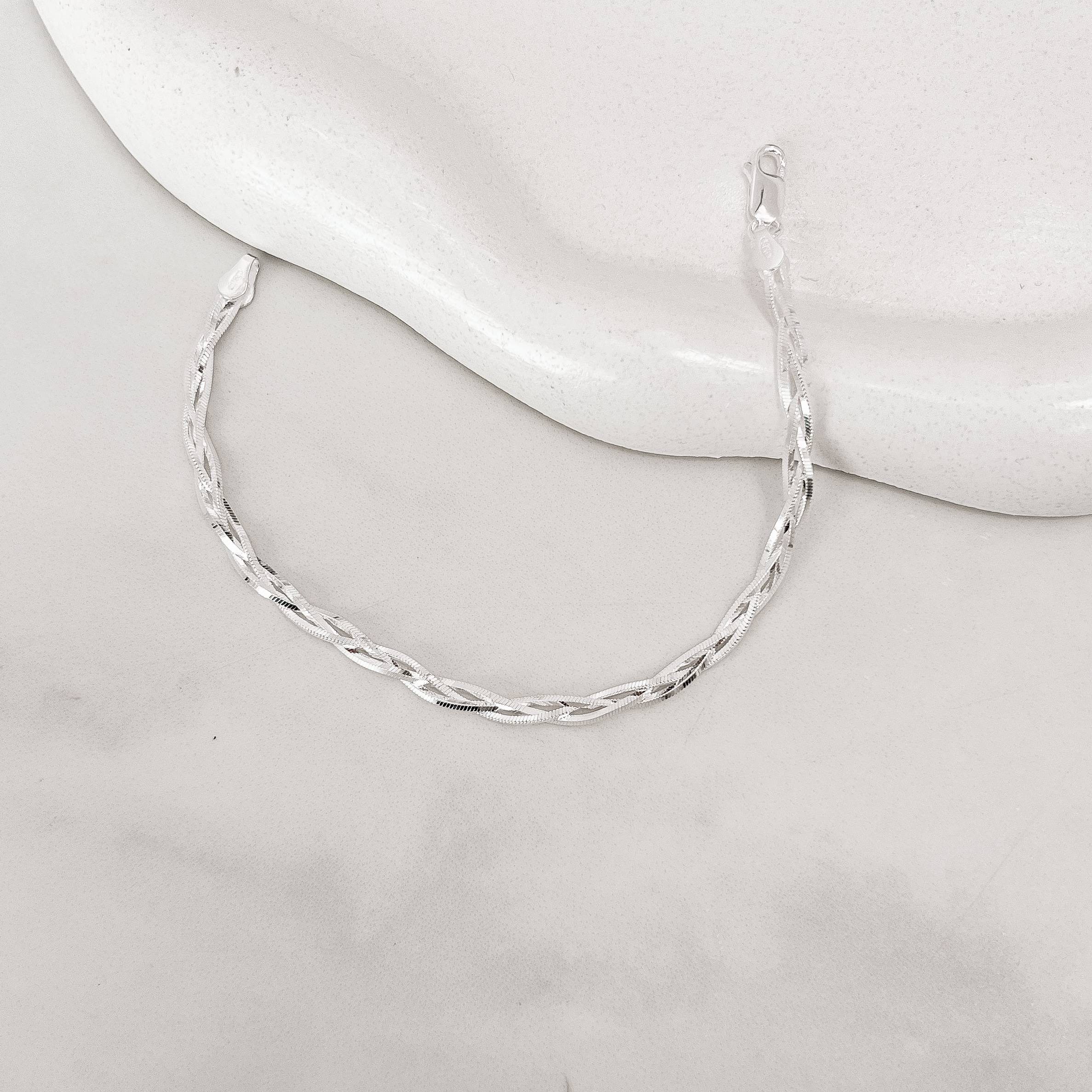 Imagem Pulseira corrente rabo de rato fio quadrado trançado 3.6