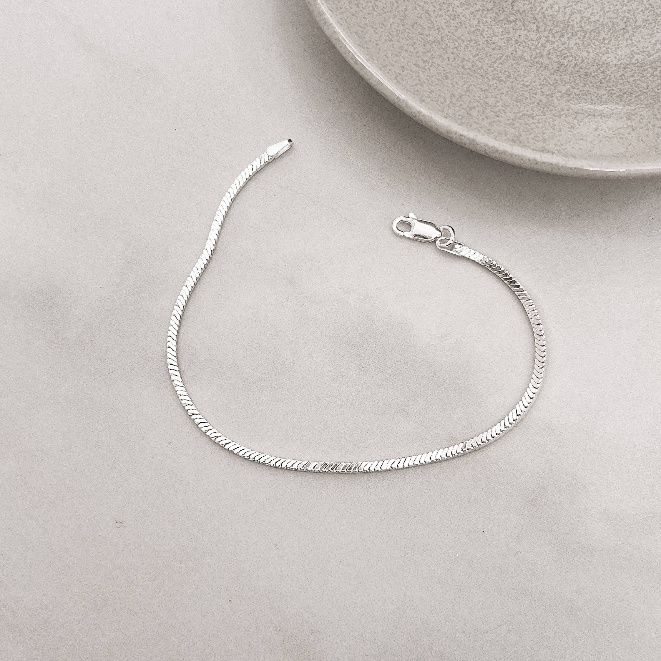 Imagem Pulseira corrente rabo de rato fio quadrado 1.8