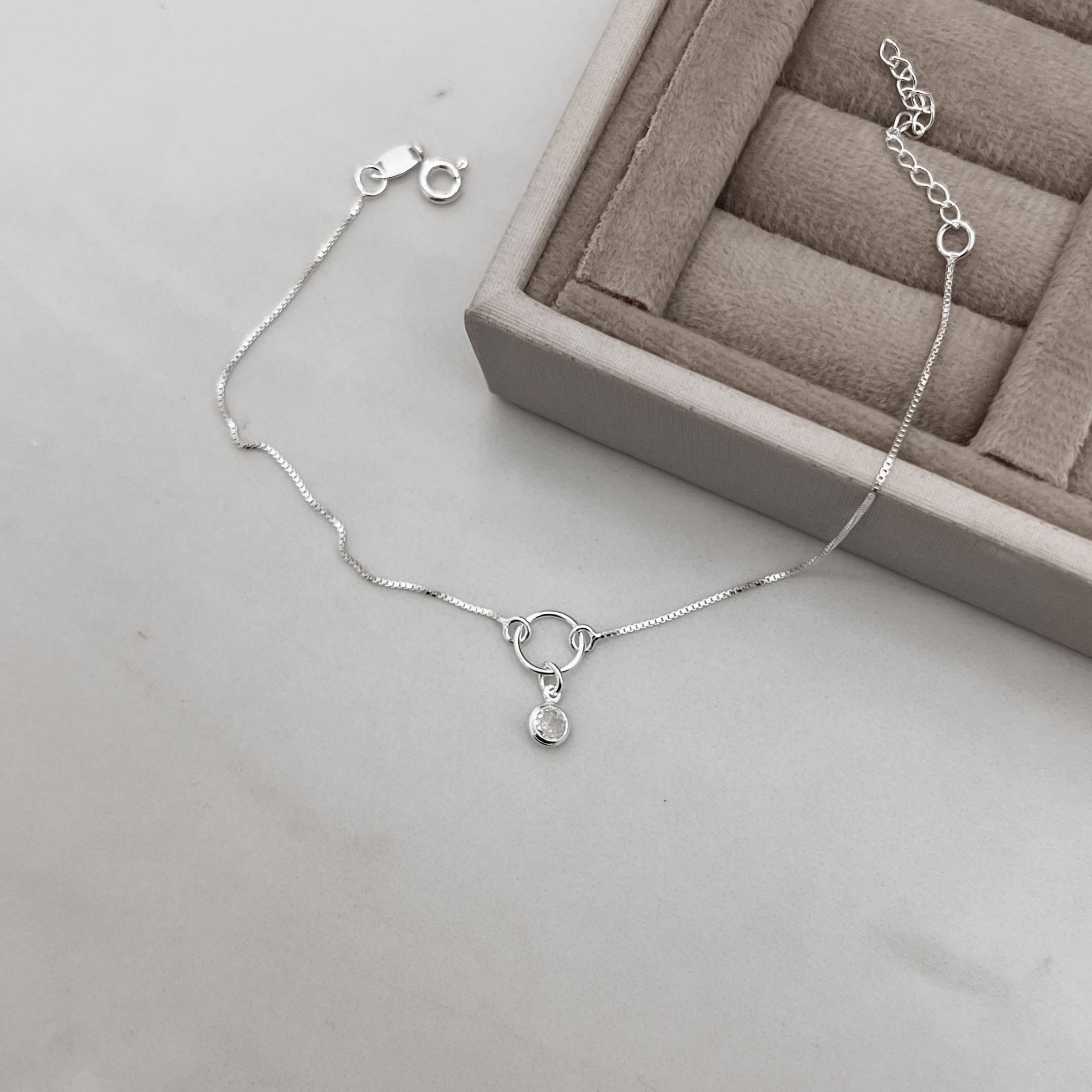 Pulseira entremeio círculo pingente zircônia 5mm