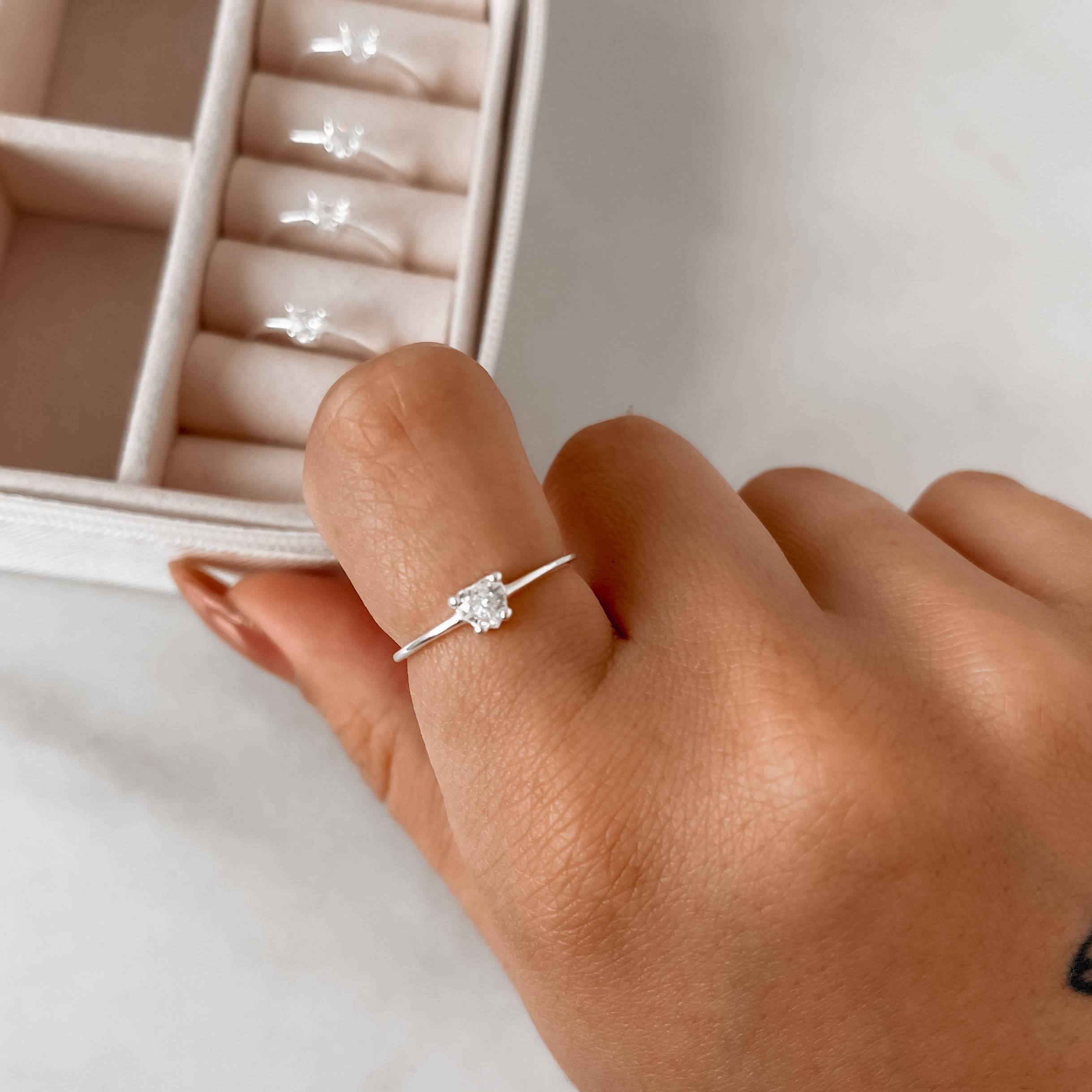 Imagem Anel solitário zircônia coração