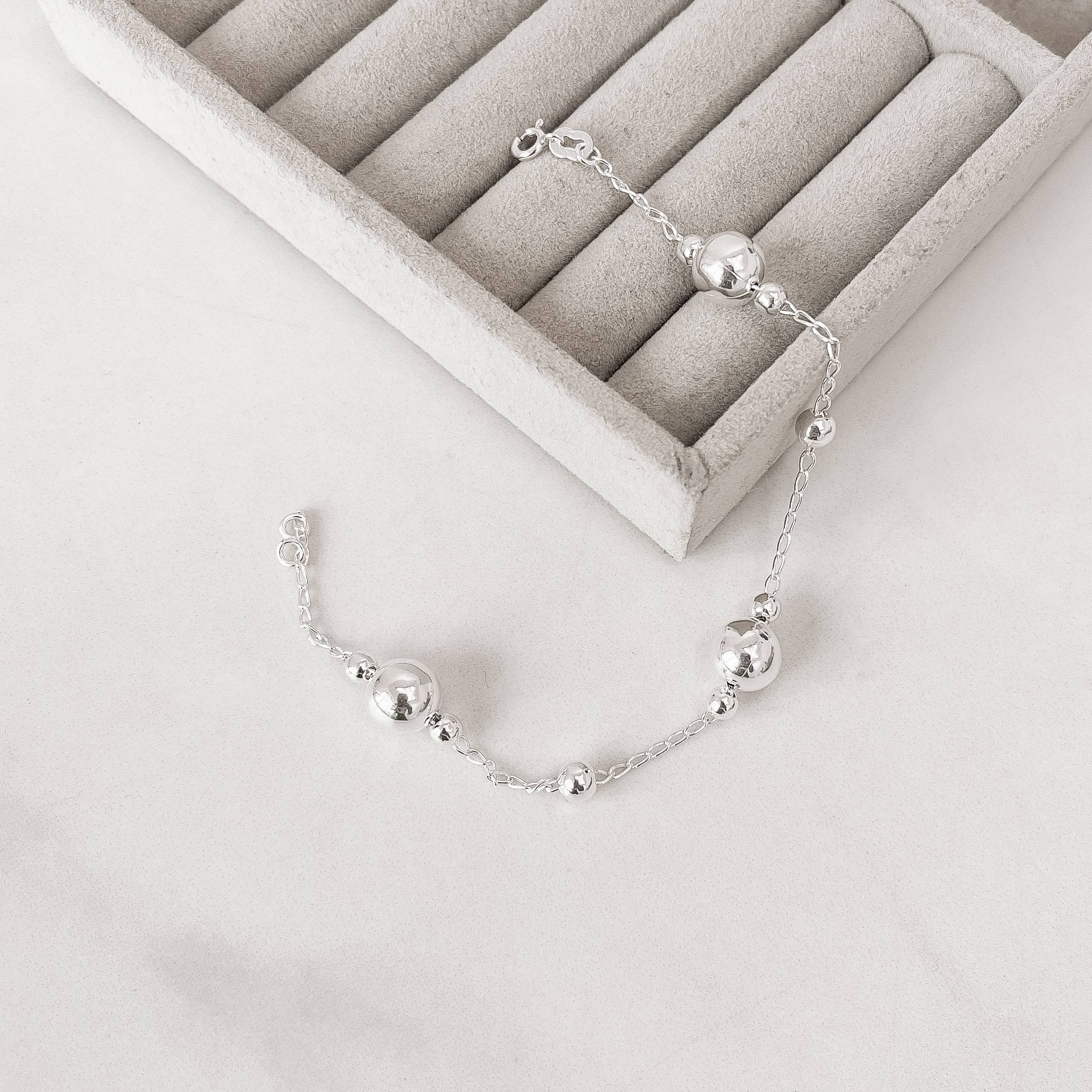 Imagem Pulseira entremeio bolas 4, 5 e 9mm corrente cadeado