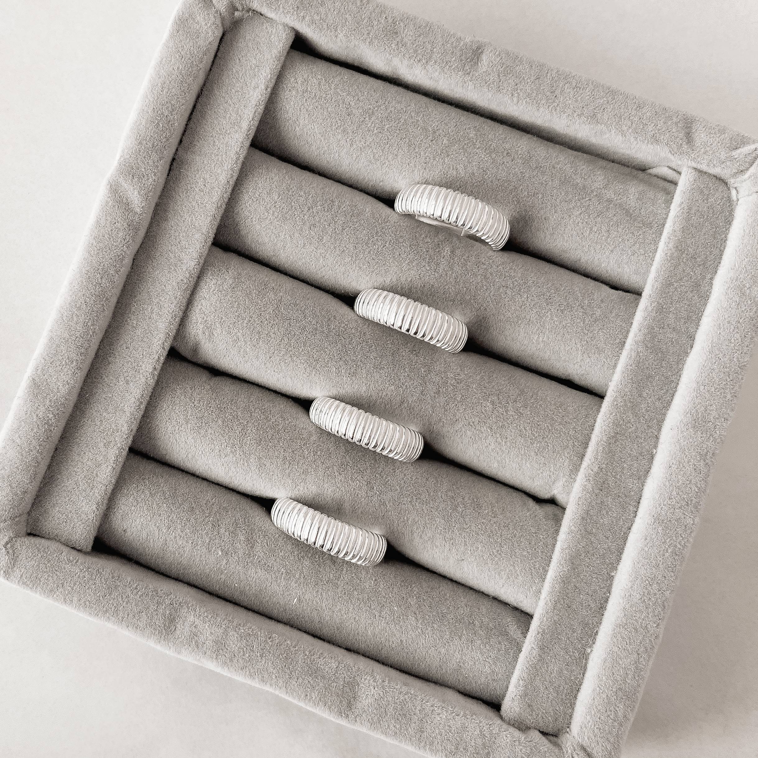 Imagem Secundária Anel aliança riscado