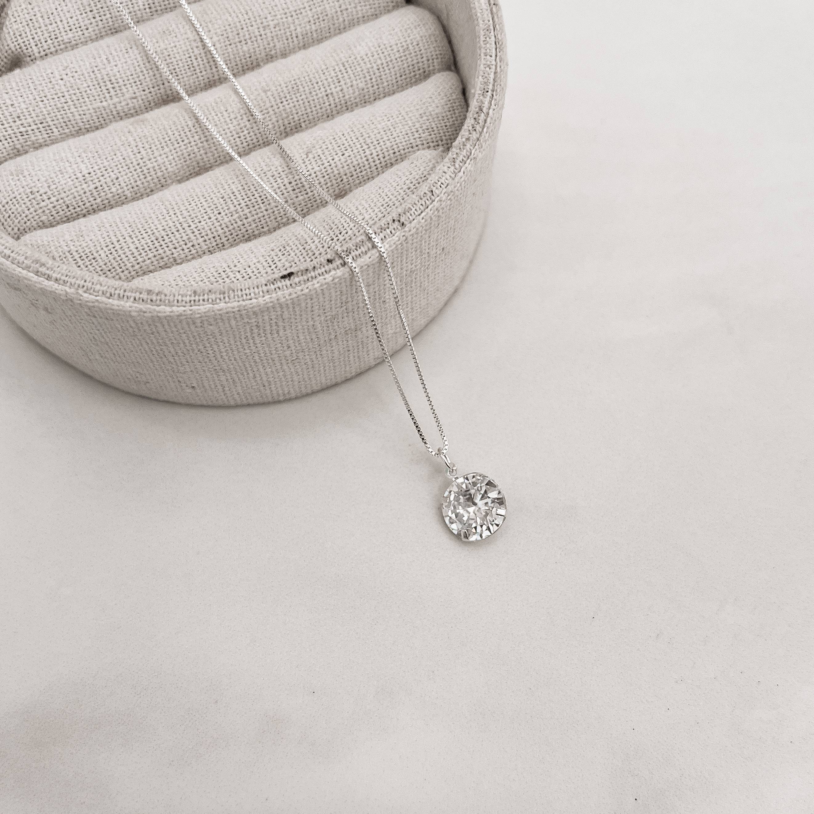 Colar pingente zircônia redonda 10mm 45cm