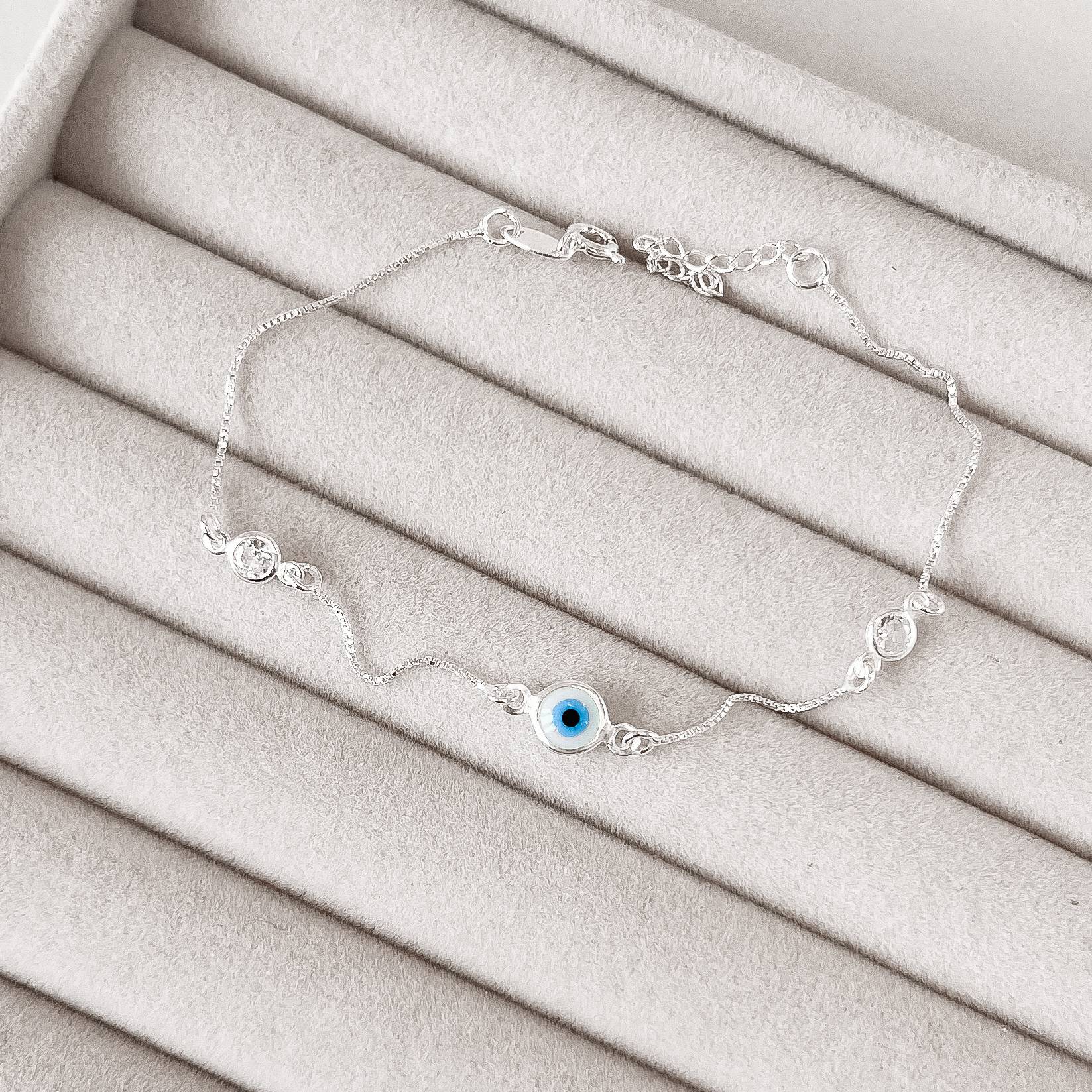 Pulseira entremeio olho grego e zircônias 5mm