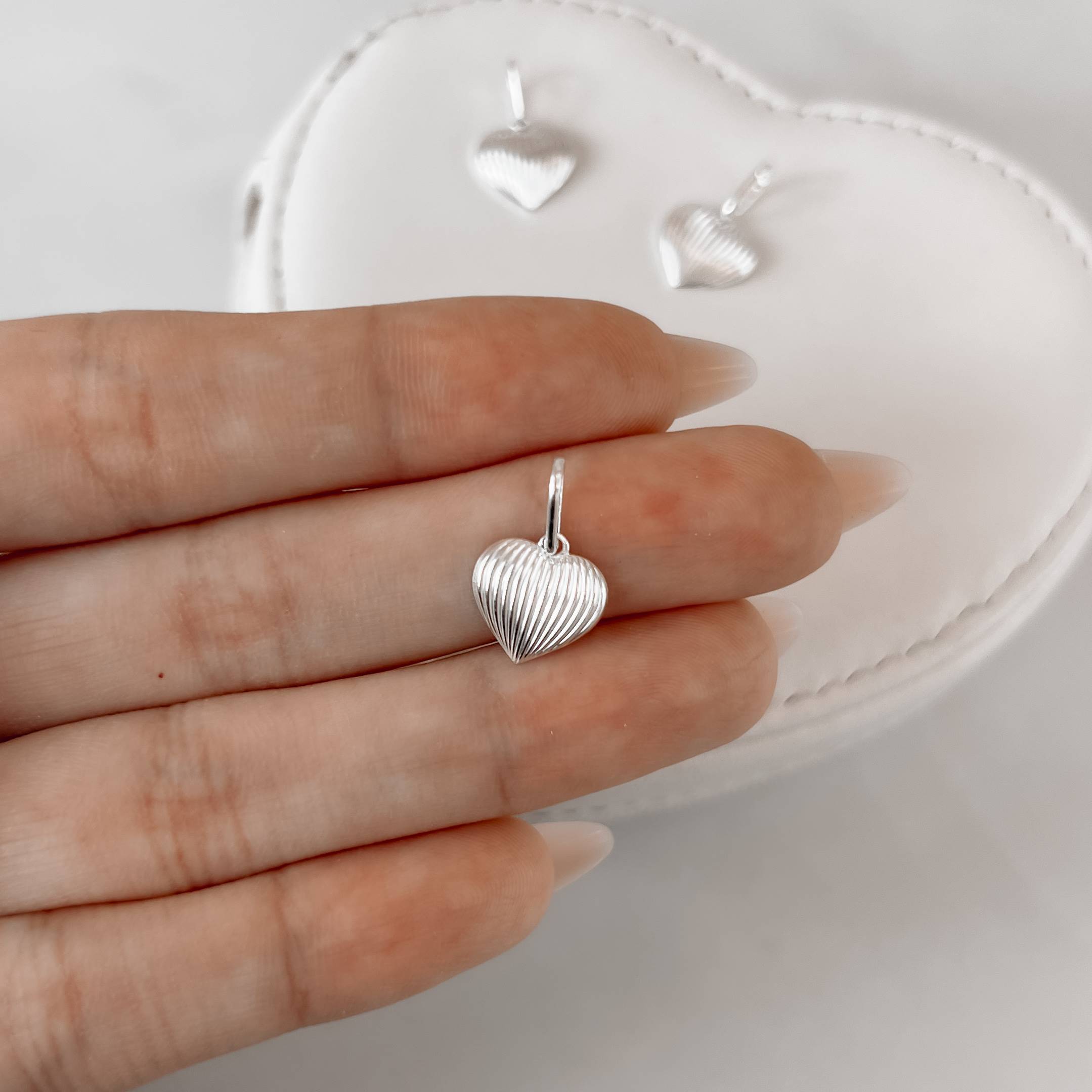 Imagem Secundária Pingente coração com vinco 11mm