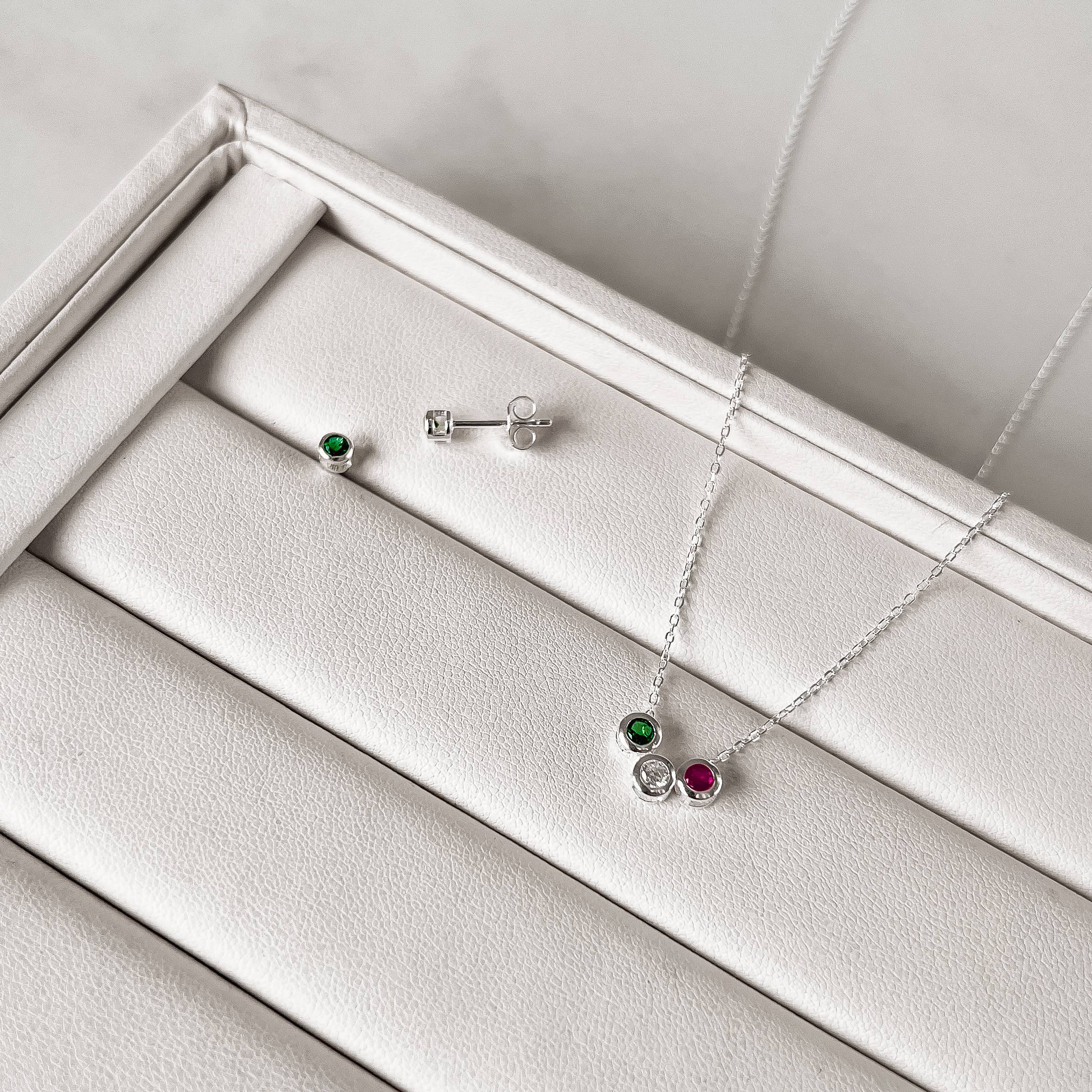 Imagem Conjunto brinco e colar zircônias coloridas 4mm 45+5cm