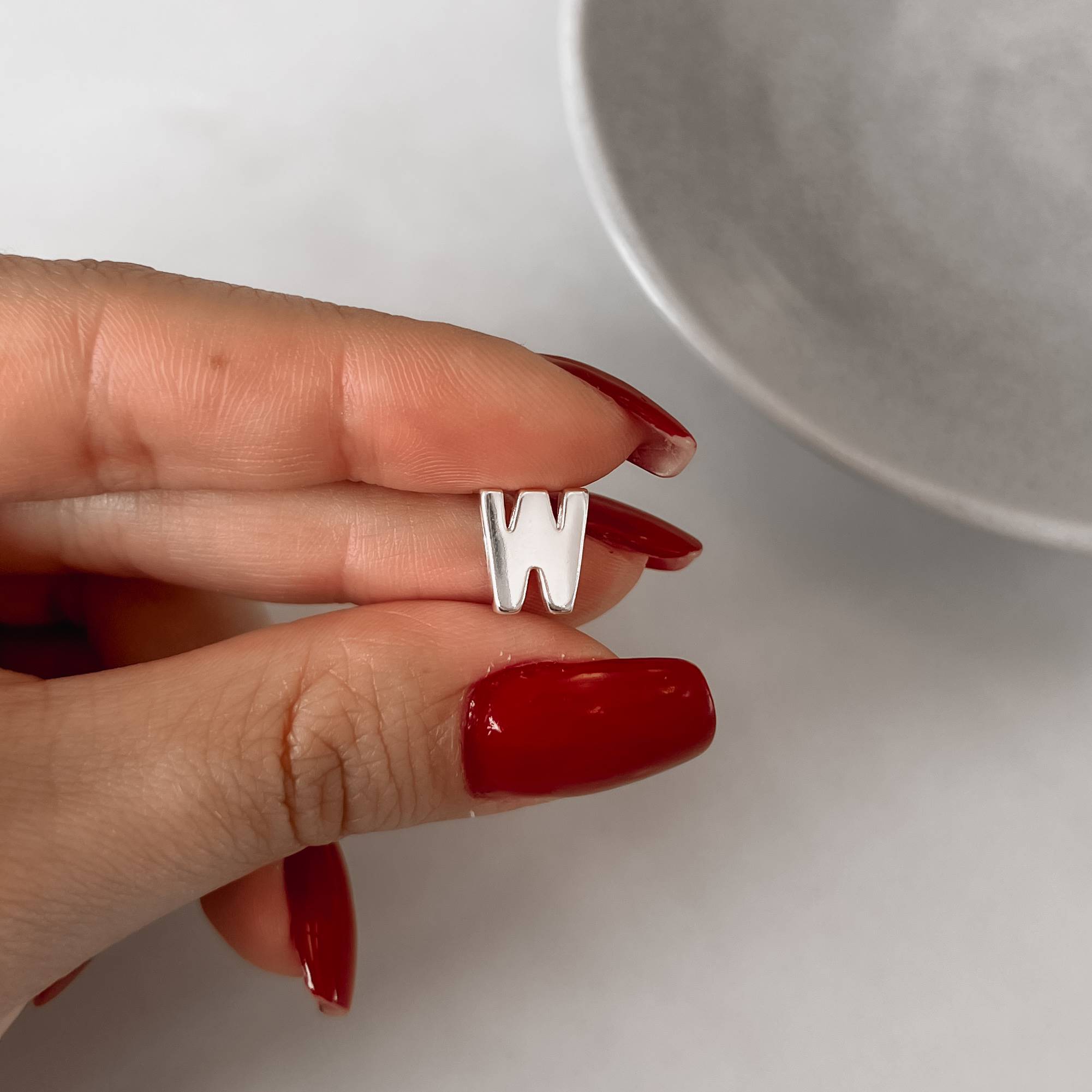 Imagem Secundária Berloque separador letra W 10mm