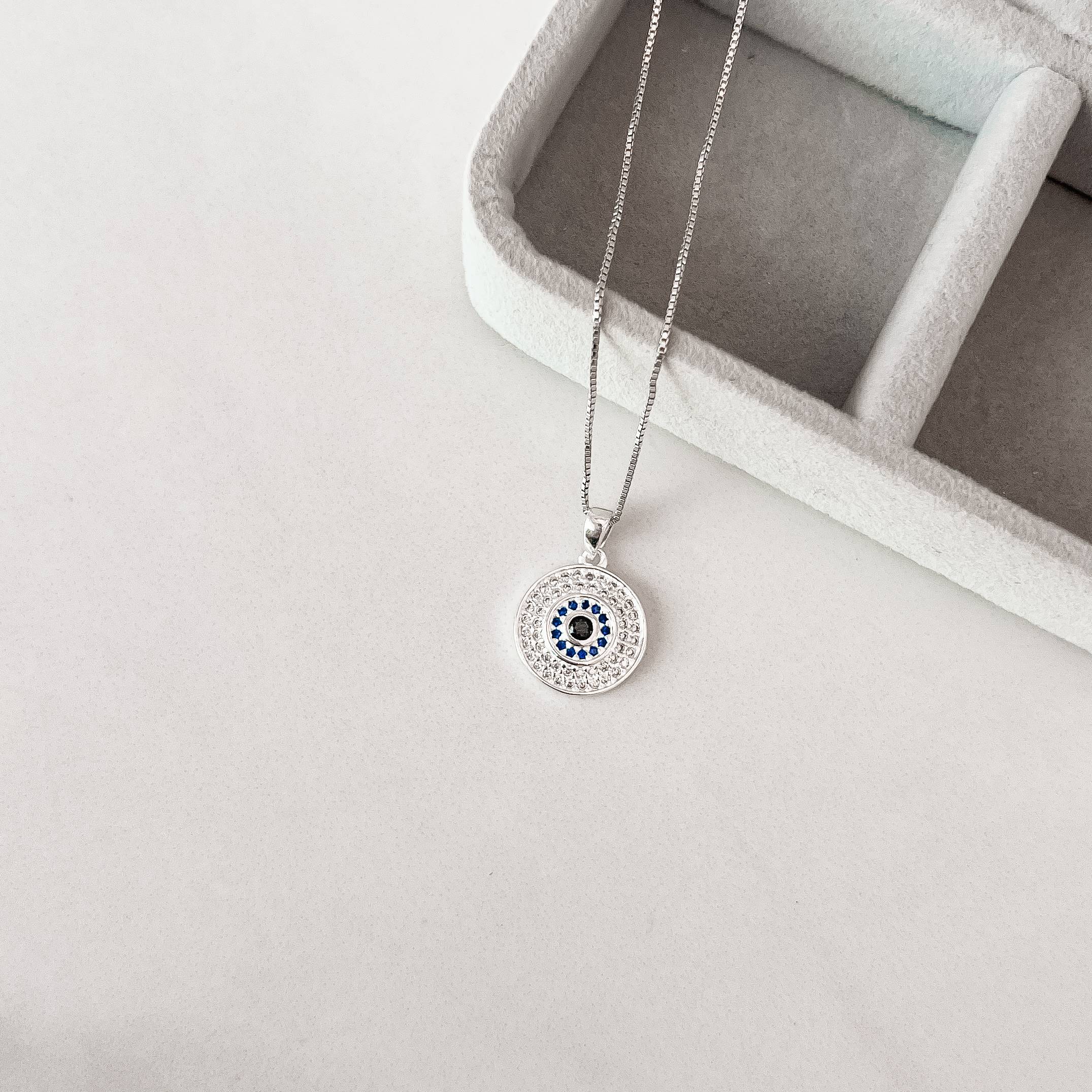 Colar pingente olho cravejado 15mm 45cm