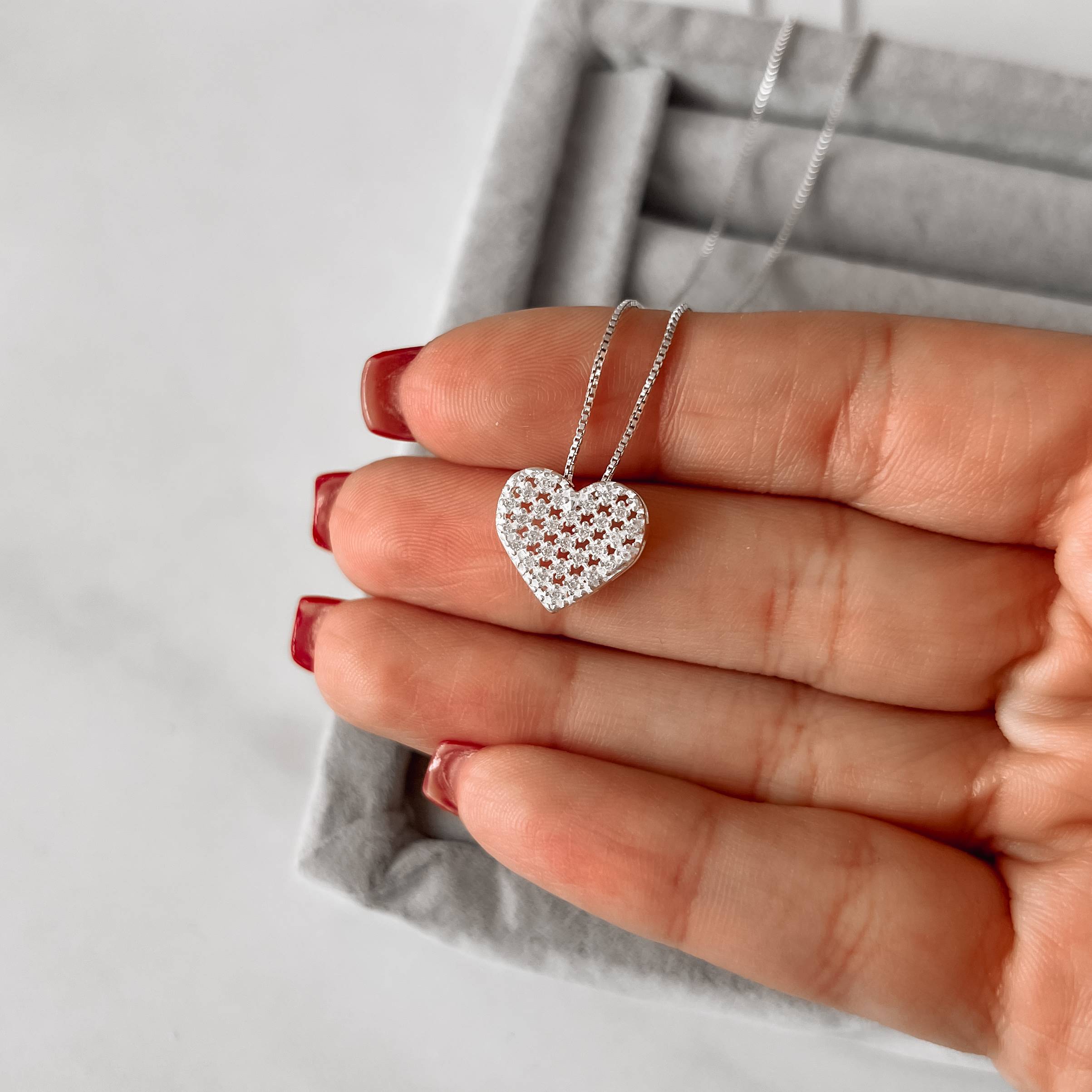 Imagem Secundária Colar coração rendado cravejado 12mm 45cm