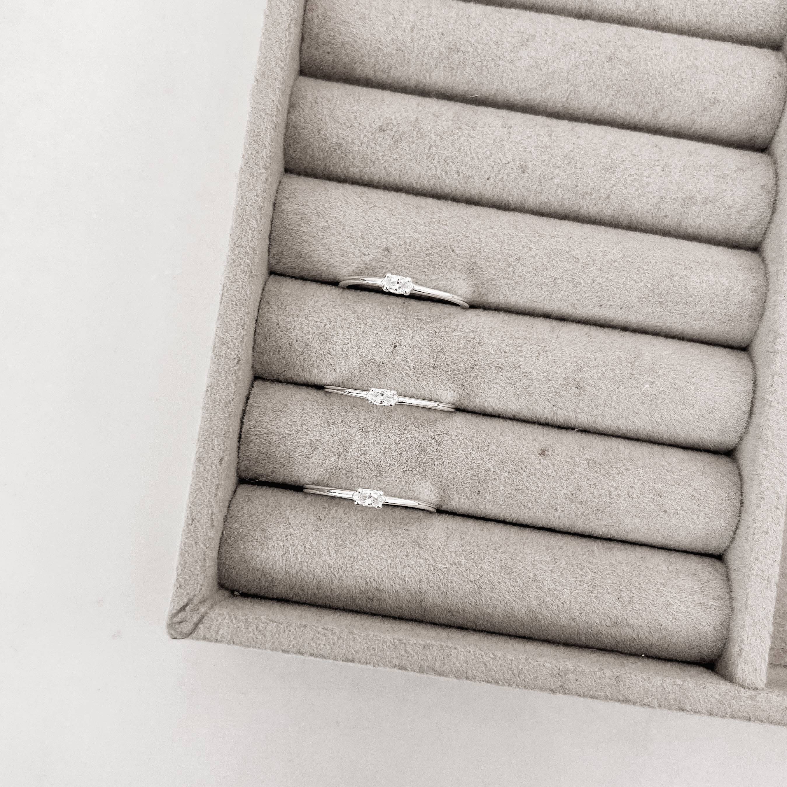 Anel solitário zircônia navete 4mm