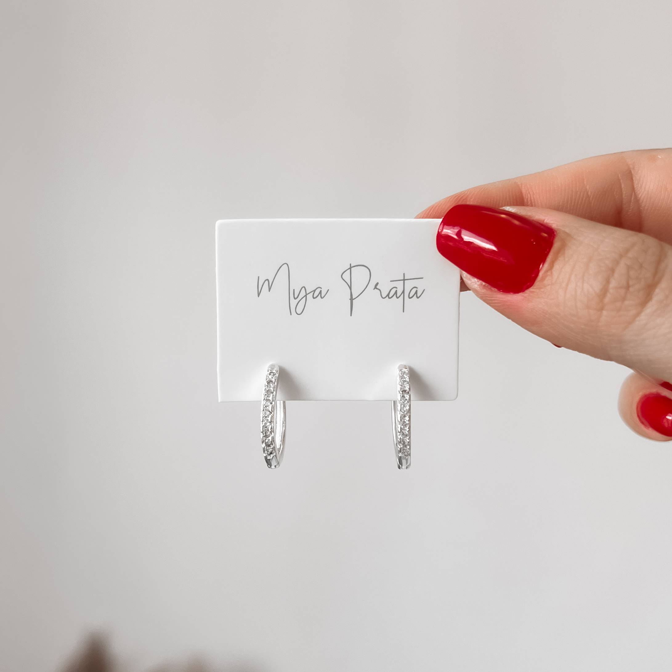 Argola click navete cravejado 16mm