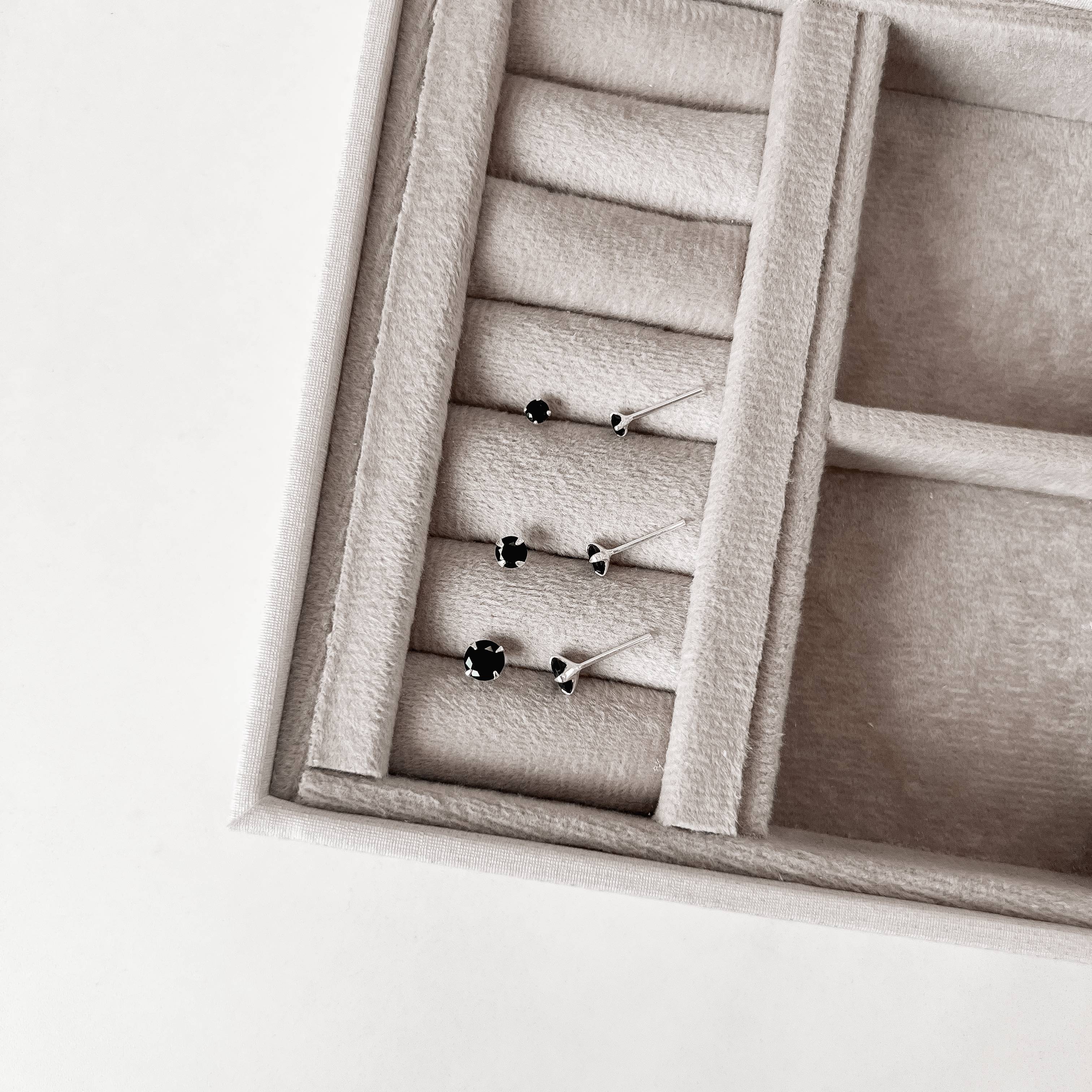 Imagem Secundária Trio zircônia redonda 3, 4 e 5mm ônix