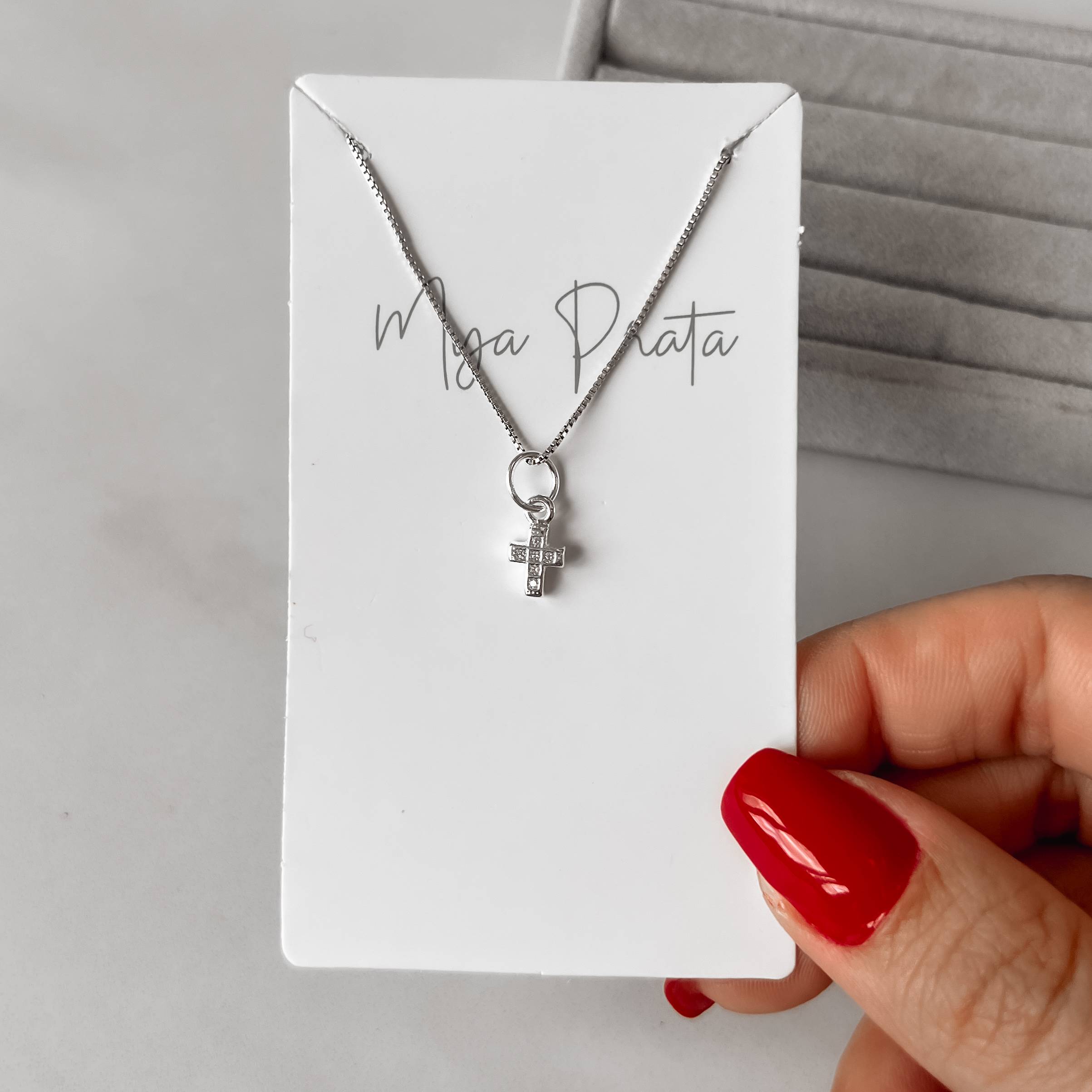 Imagem Colar pingente cruz cravejada 7mm 40cm