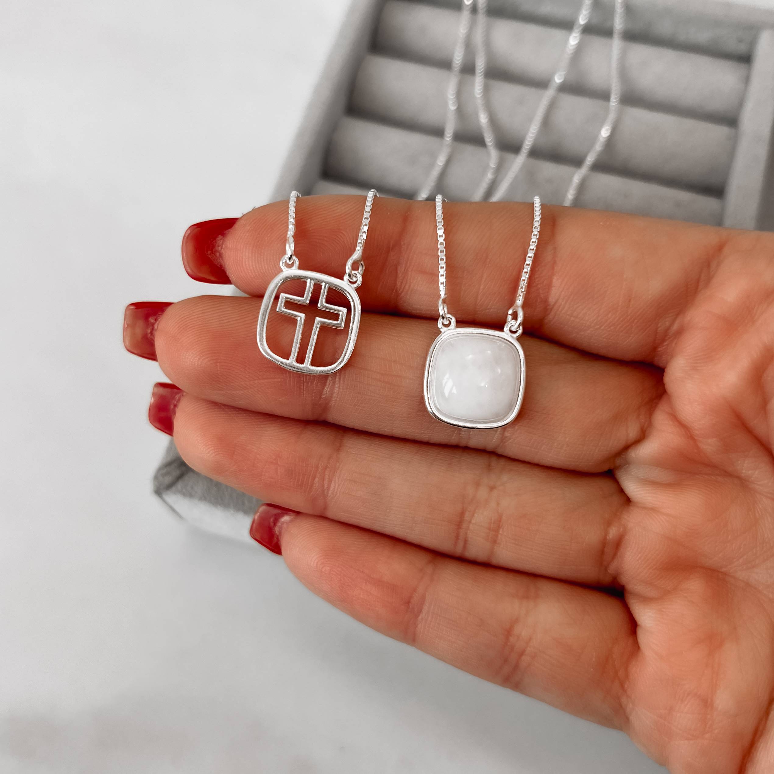 Imagem Escapulário cruz e pedra quartzo branco v15 60cm