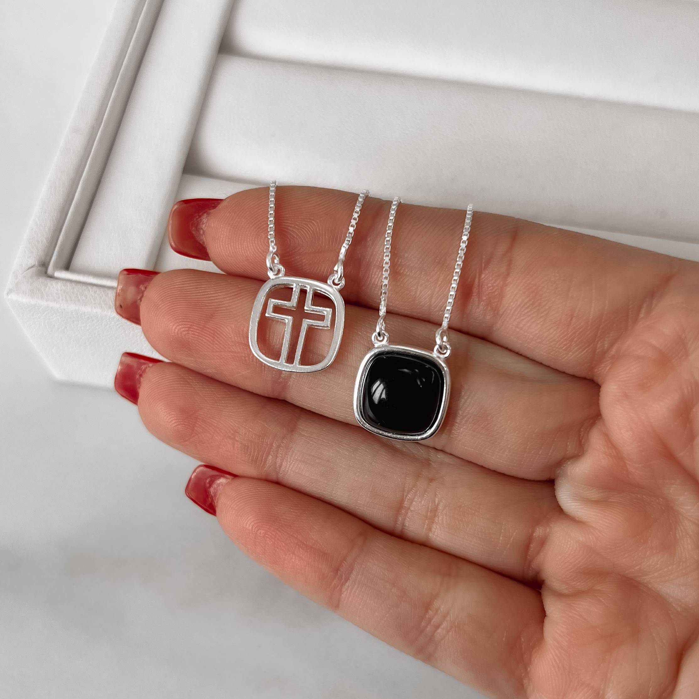 Imagem Secundária Escapulário cruz e pedra ônix v15 60cm