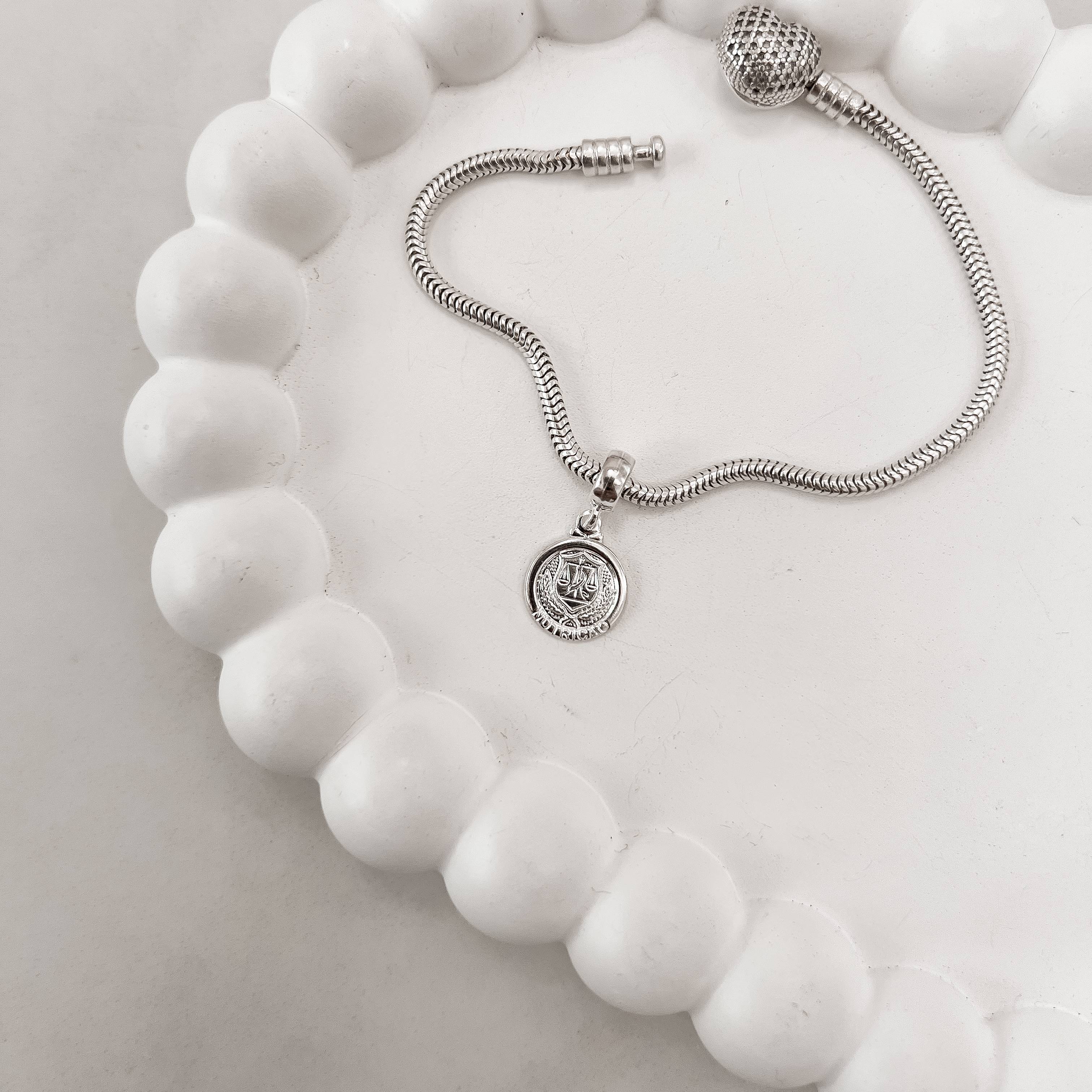 Imagem Secundária Berloque pingente medalha Nutrição 14mm