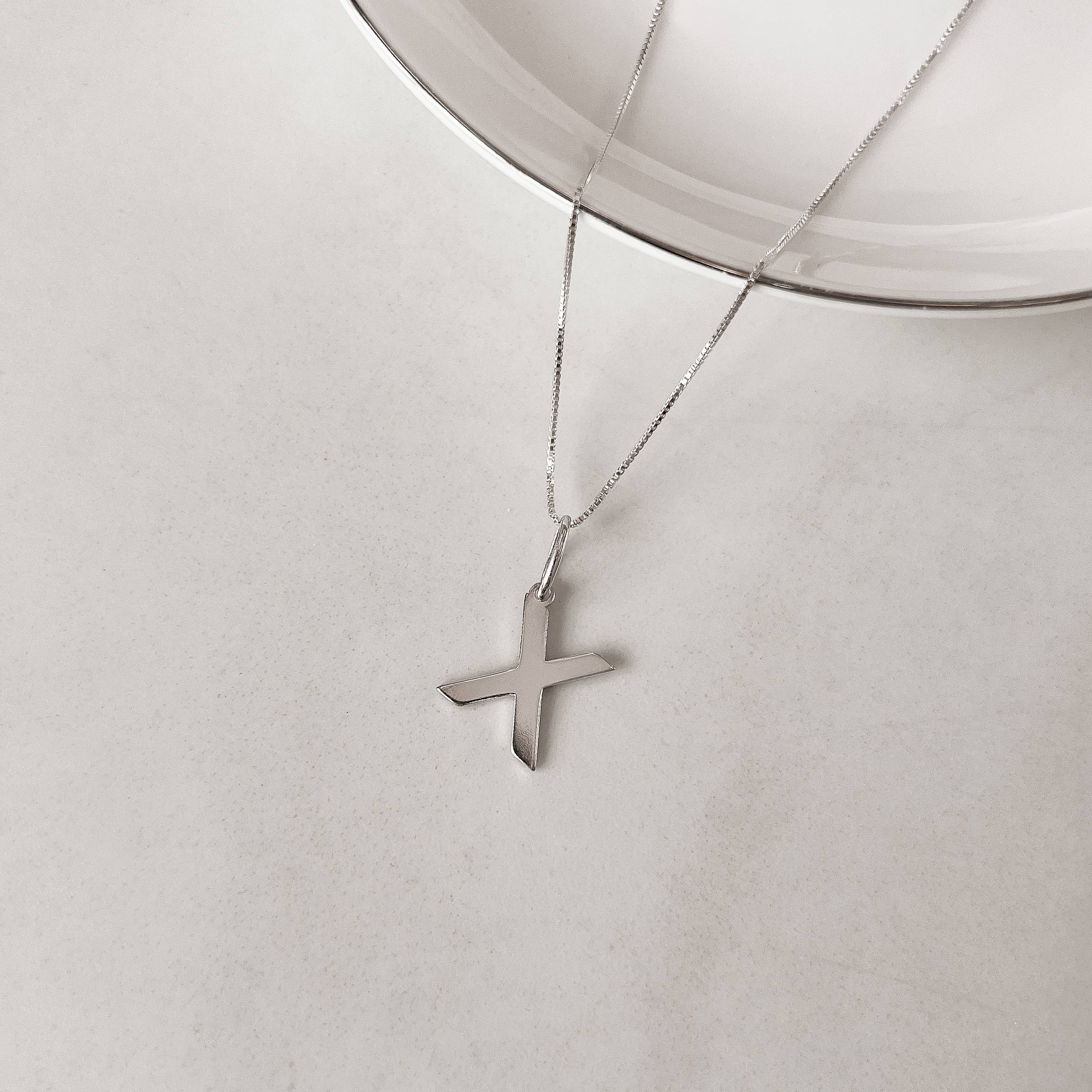 Colar pingente letra X 45cm