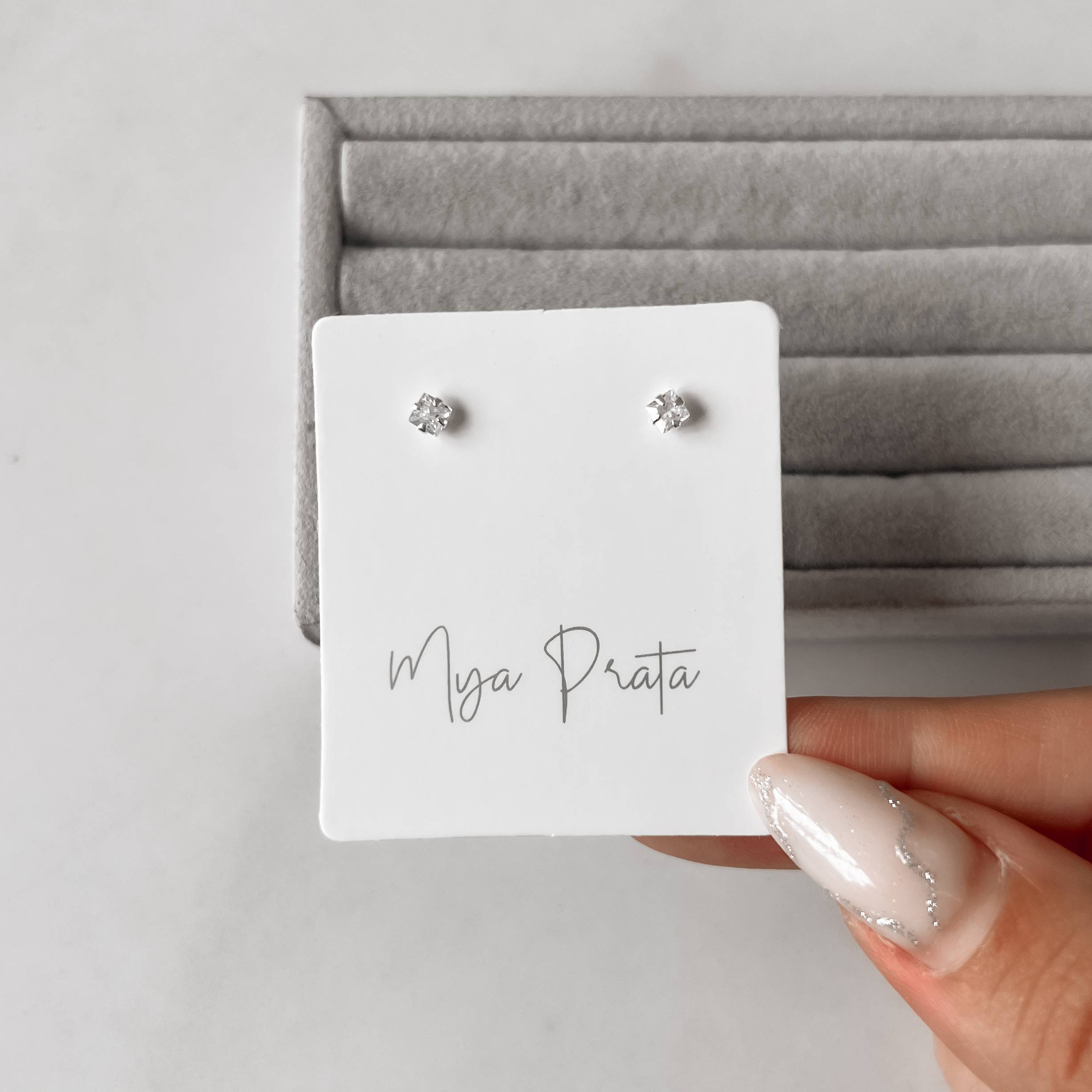 Imagem Brinco zircônia quadrada cristal 3mm