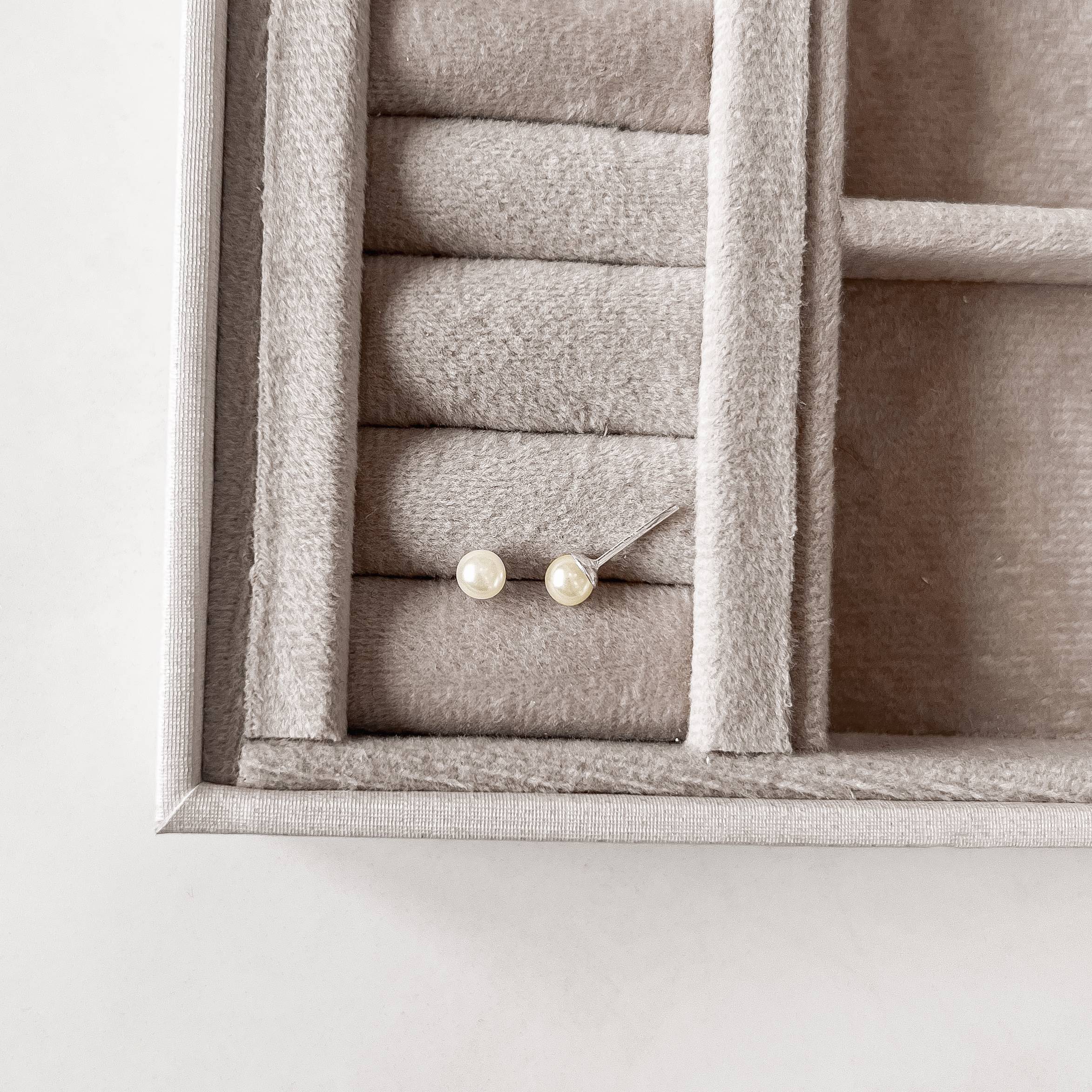 Imagem Brinco pérola 5mm