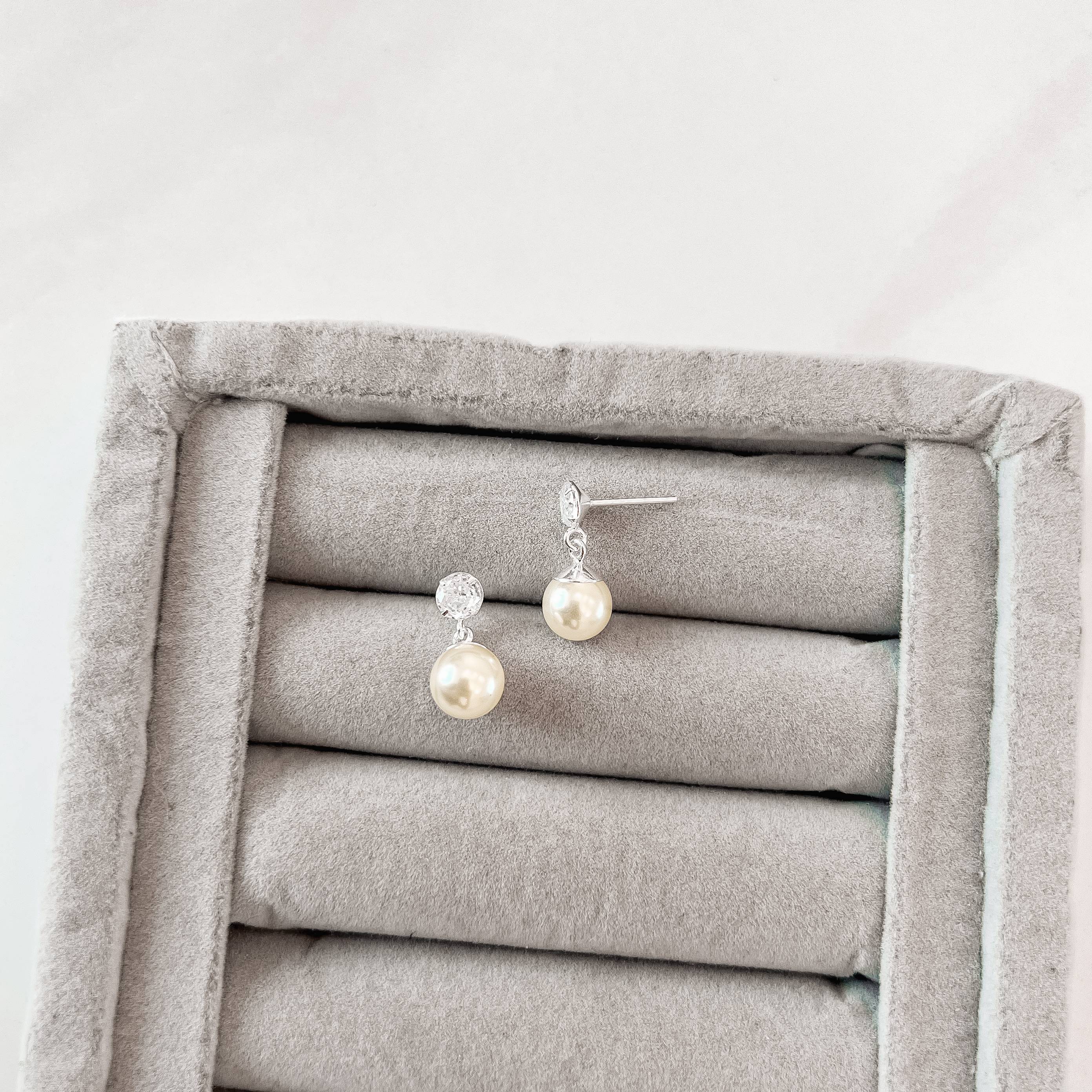 Imagem Brinco zircônia cristal 5mm pingente pérola 8mm