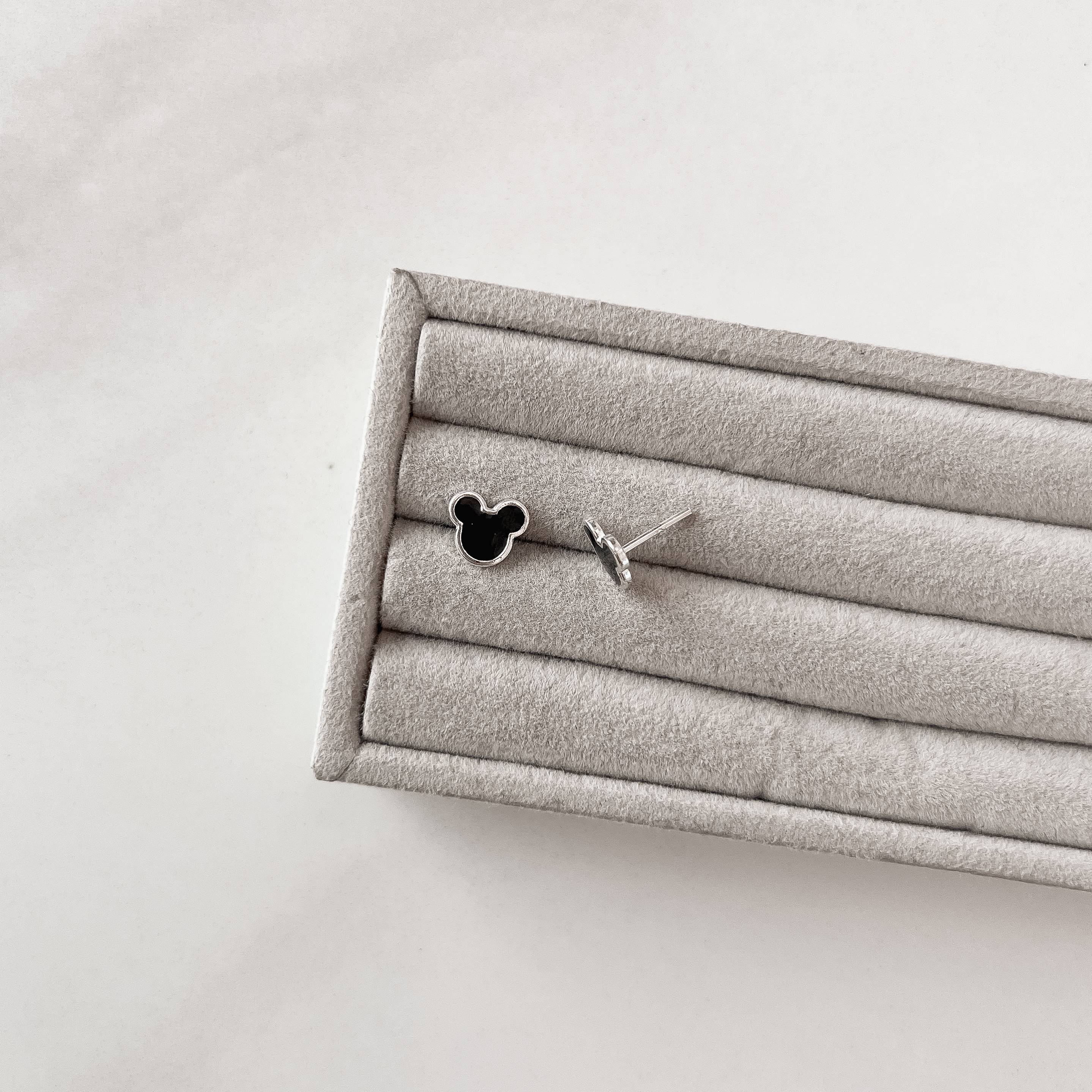 Brinco Mickey resina 8mm