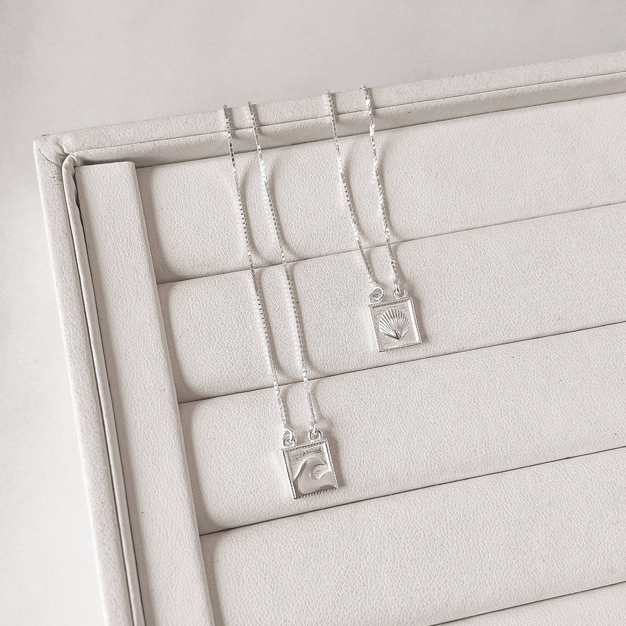 Imagem Secundária Escapulário placas onda e concha v15 60cm