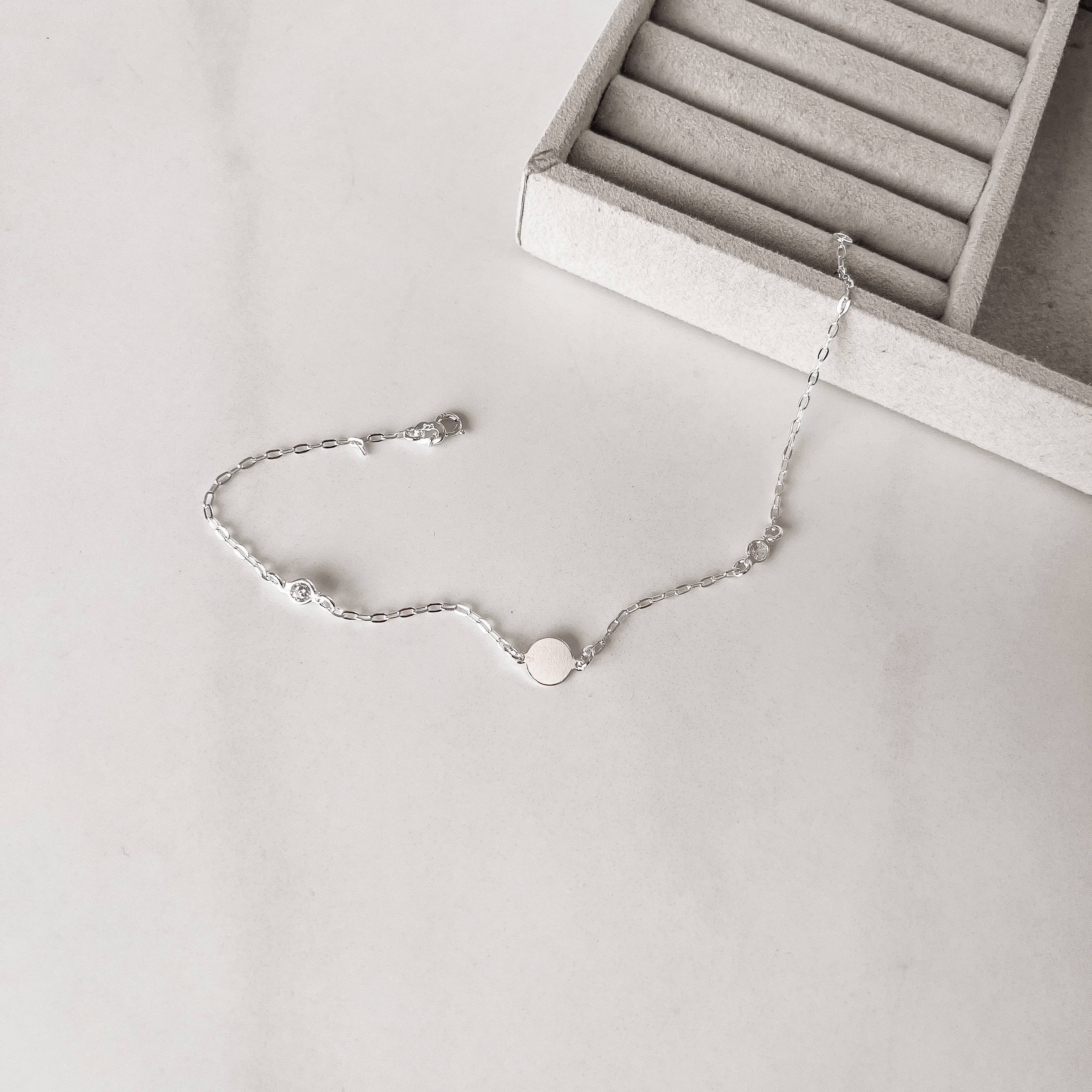 Tornozeleira entremeio círculo com zircônias 4mm