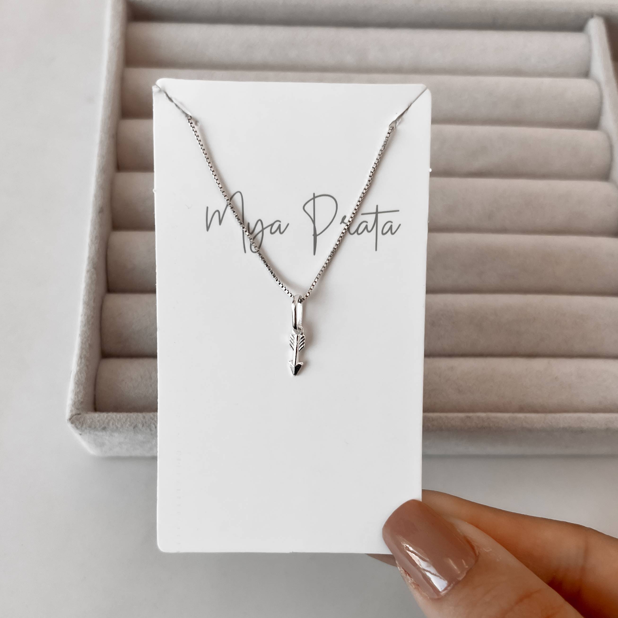 Imagem Secundária Colar pingente flecha 10mm 40cm