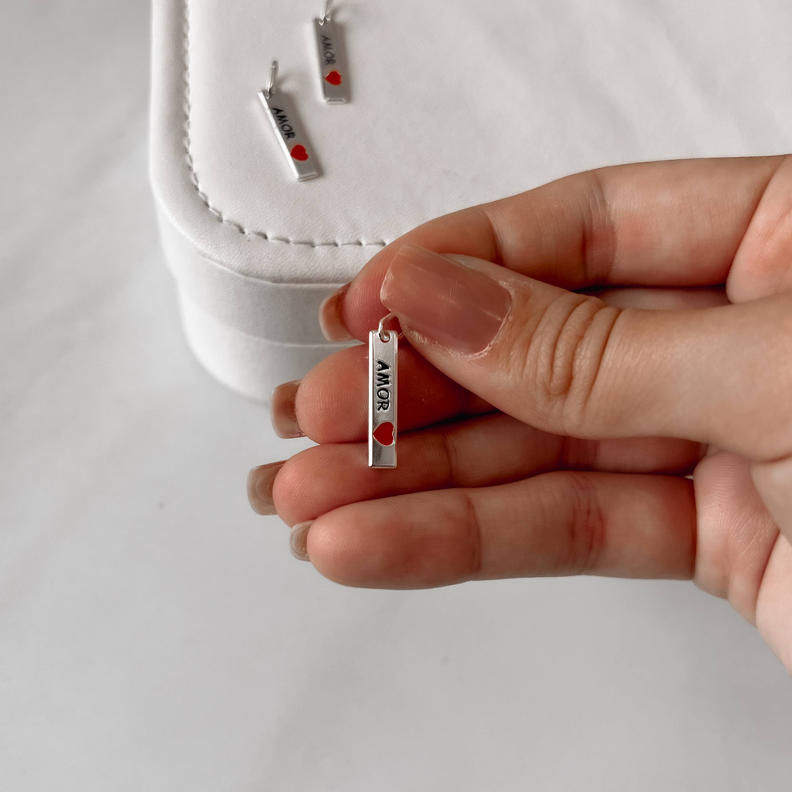 Imagem Secundária Pingente placa amor resina 20mm