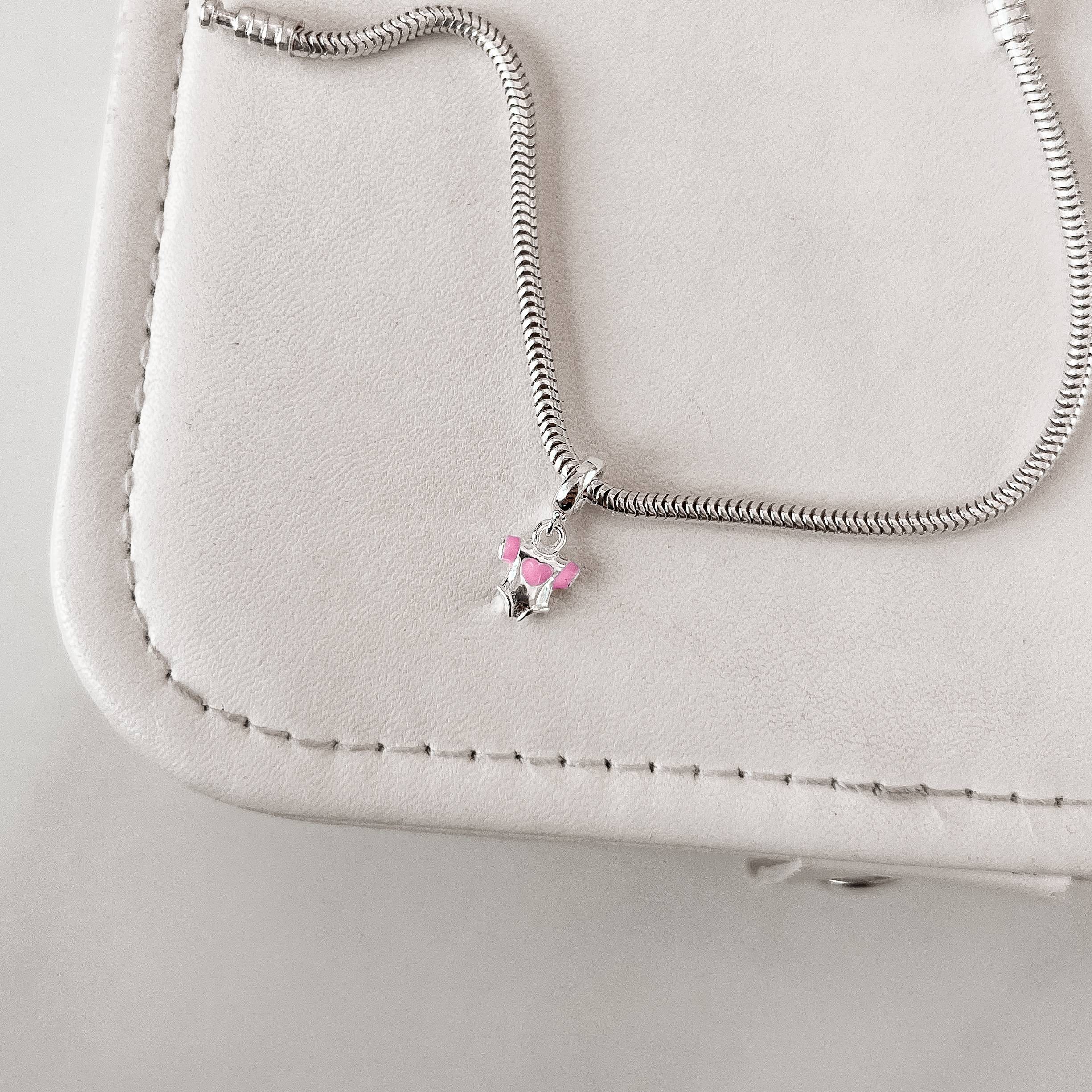 Imagem Secundária Berloque pingente roupinha escrito girl 9mm resina