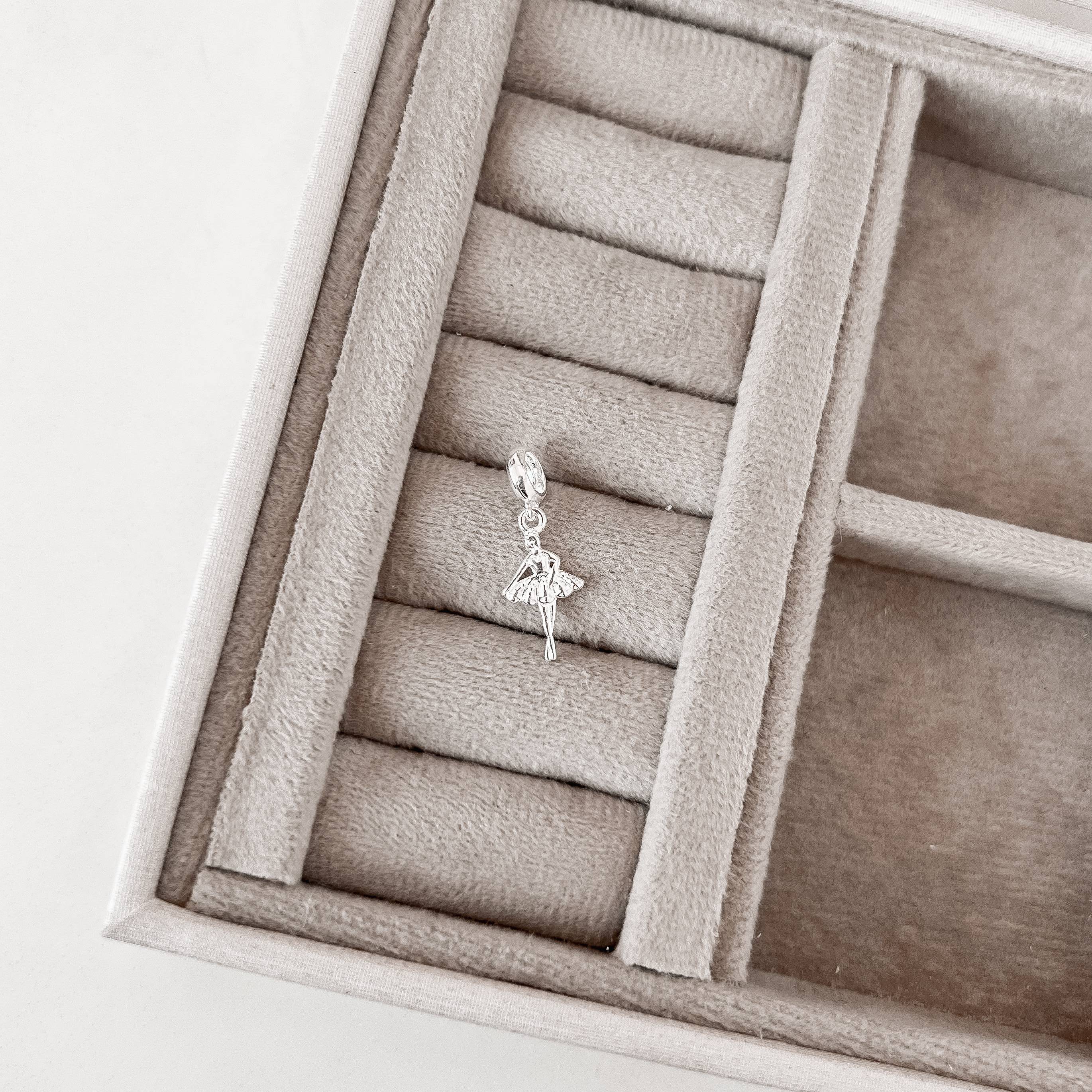 Imagem Secundária Berloque pingente bailarina 14mm