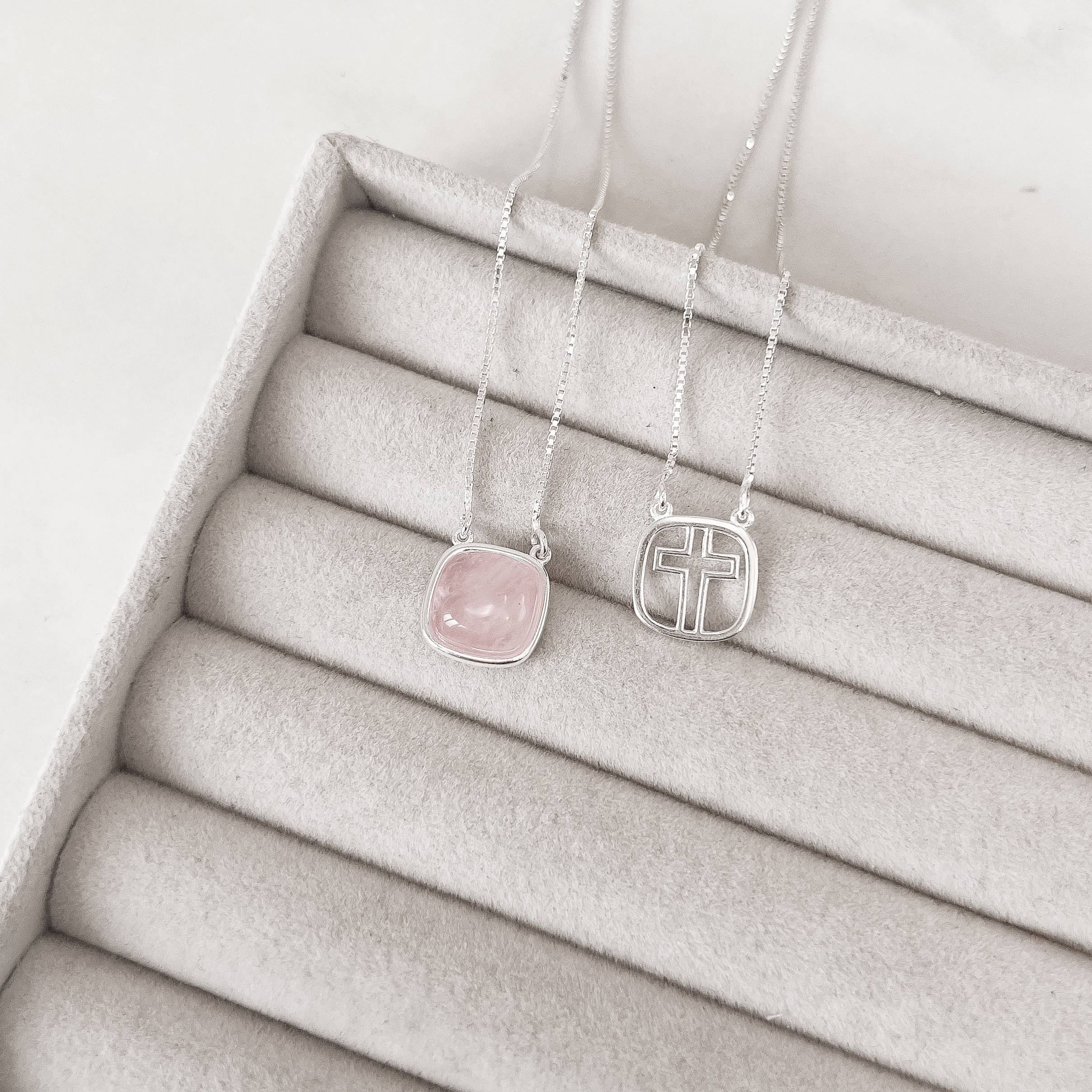 Imagem Escapulário cruz e pedra quartzo rosa v15 60cm