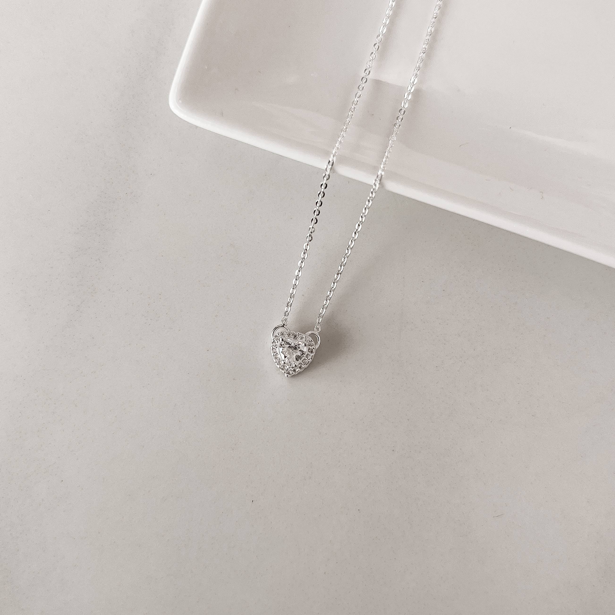 Imagem Colar zircônia coração com cravejado 9mm corrente cadeado 40+5cm