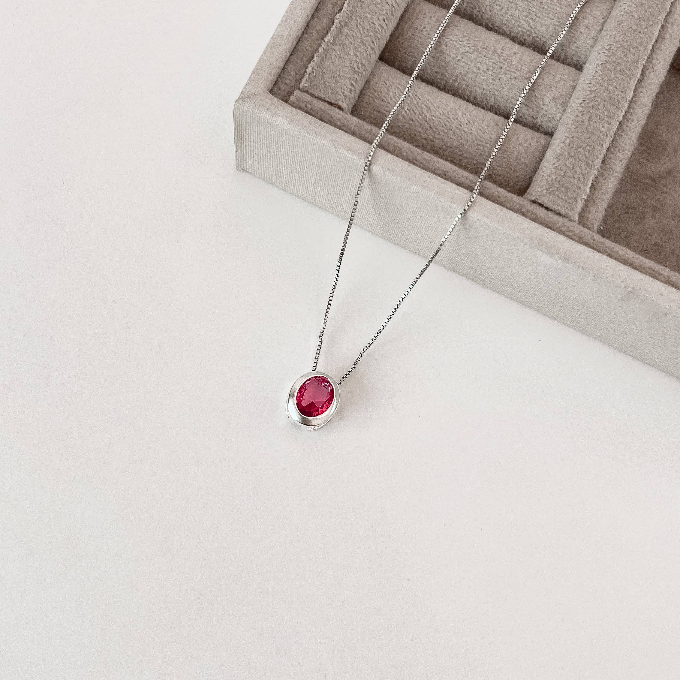 Imagem Colar zircônia oval cereja 11mm 45cm