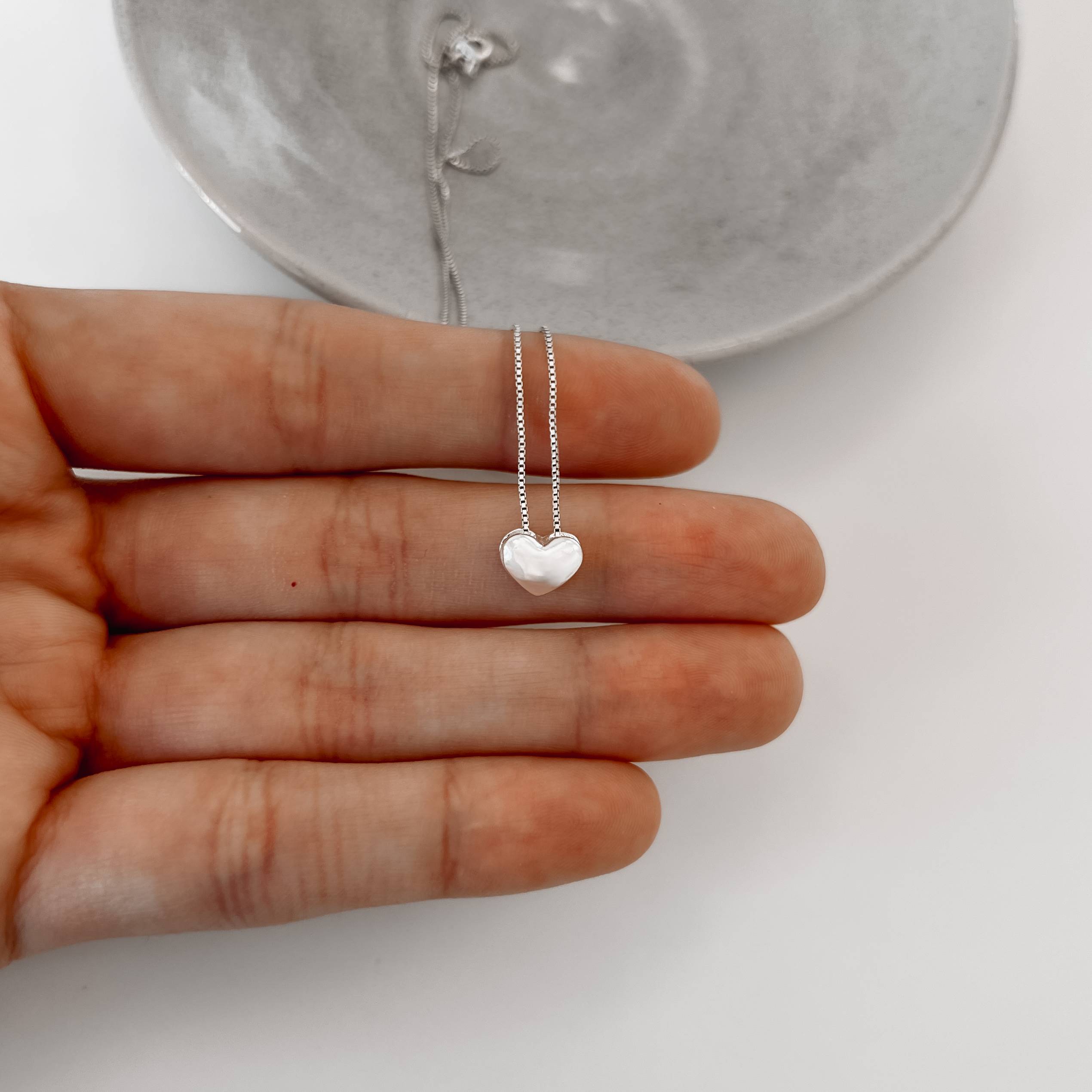 Imagem Colar coração liso caixa alta 8mm 40cm