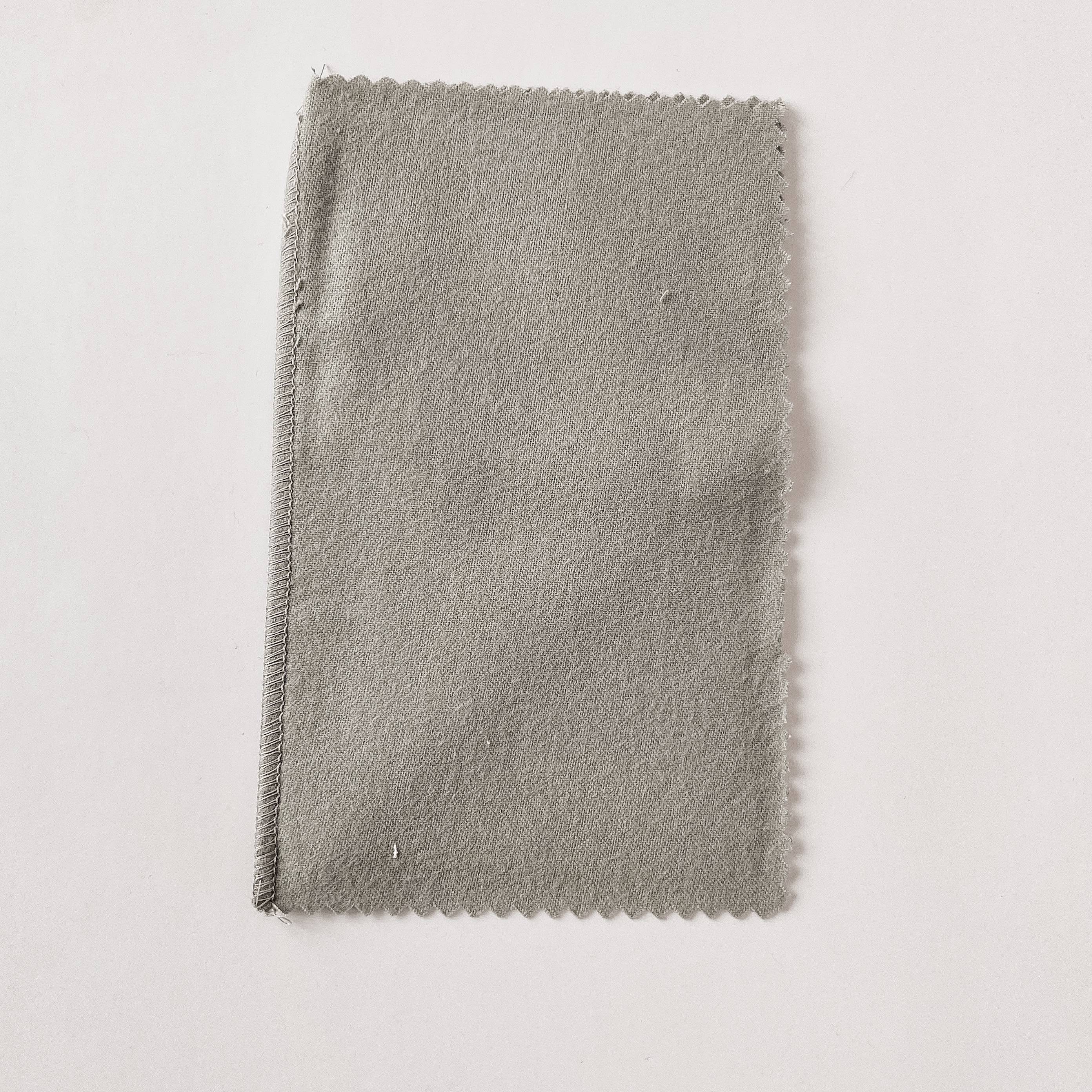 Imagem Secundária Flanela limpa pratas cinza 20x13cm