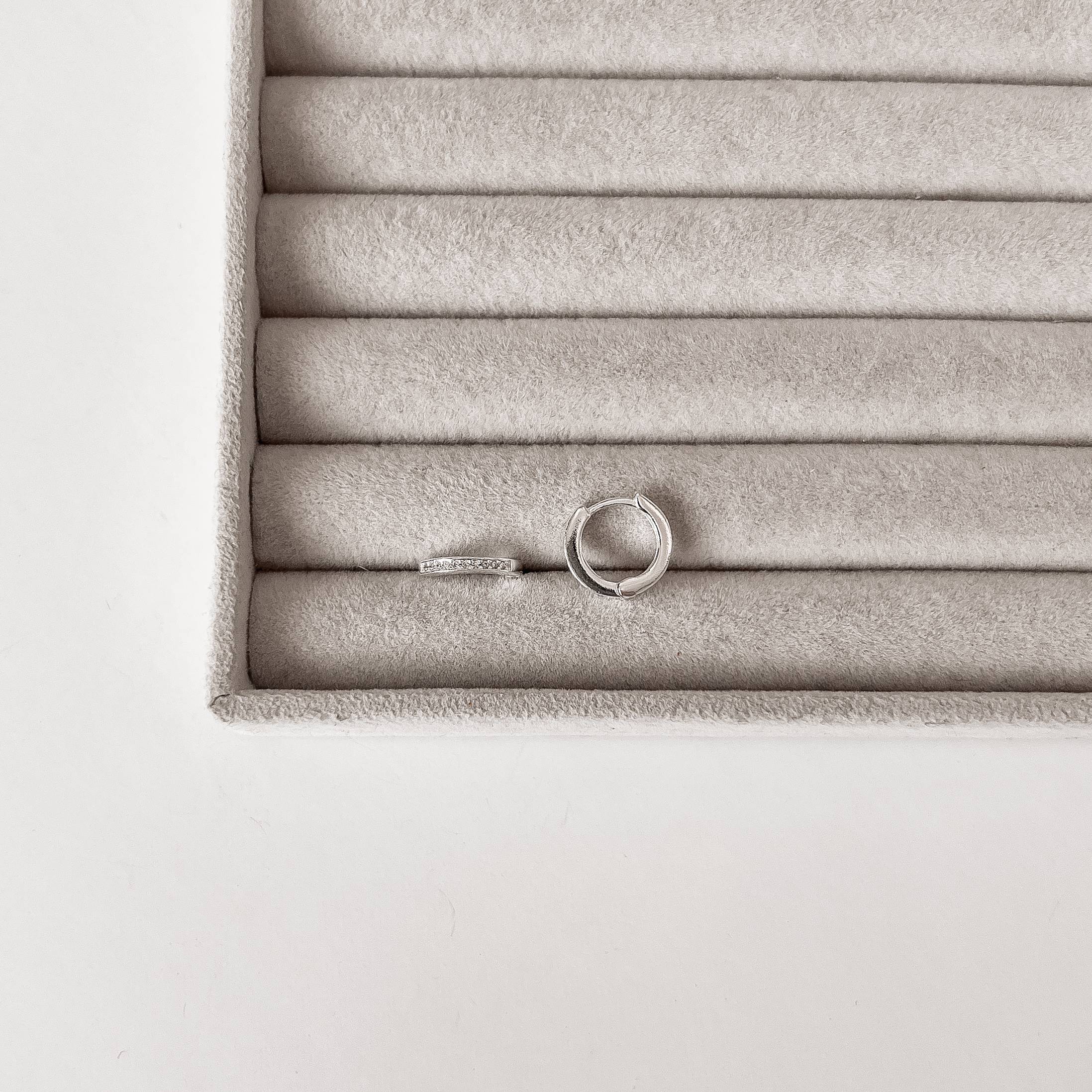 Argola click 13mm cravejada