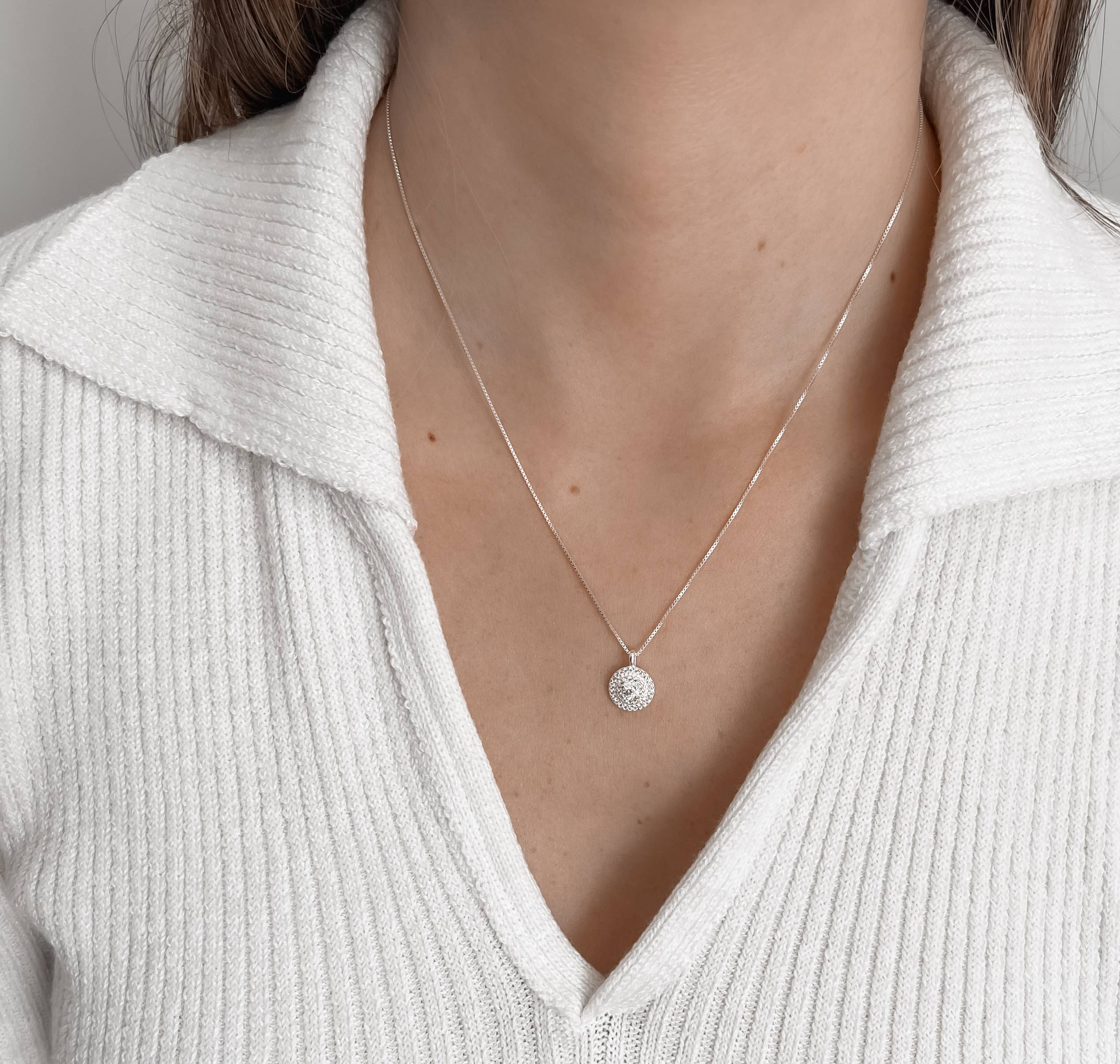 Imagem Secundária Colar pingente redondo cravejado 10mm 45cm