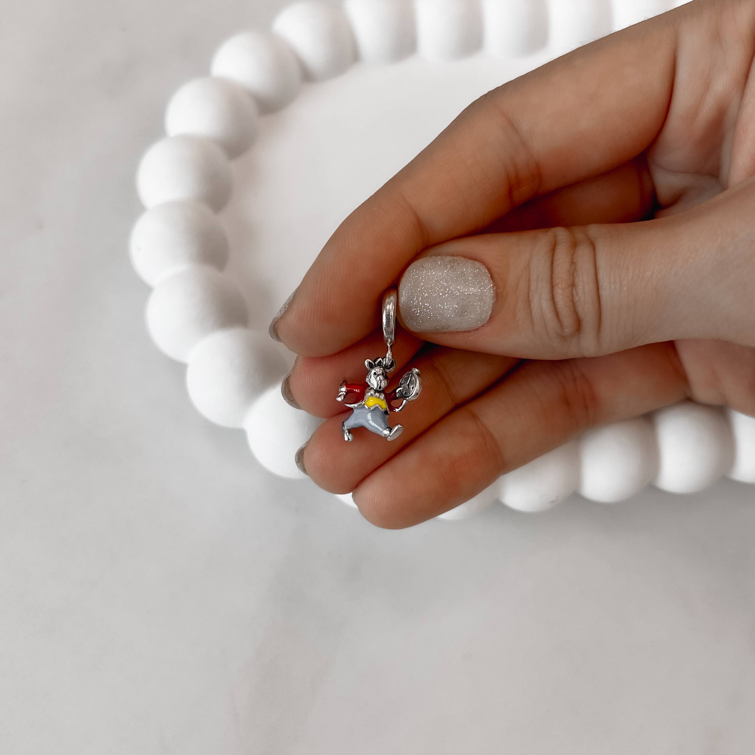 Imagem Secundária Berloque pingente Coelho Branco resina 16mm envelhecido