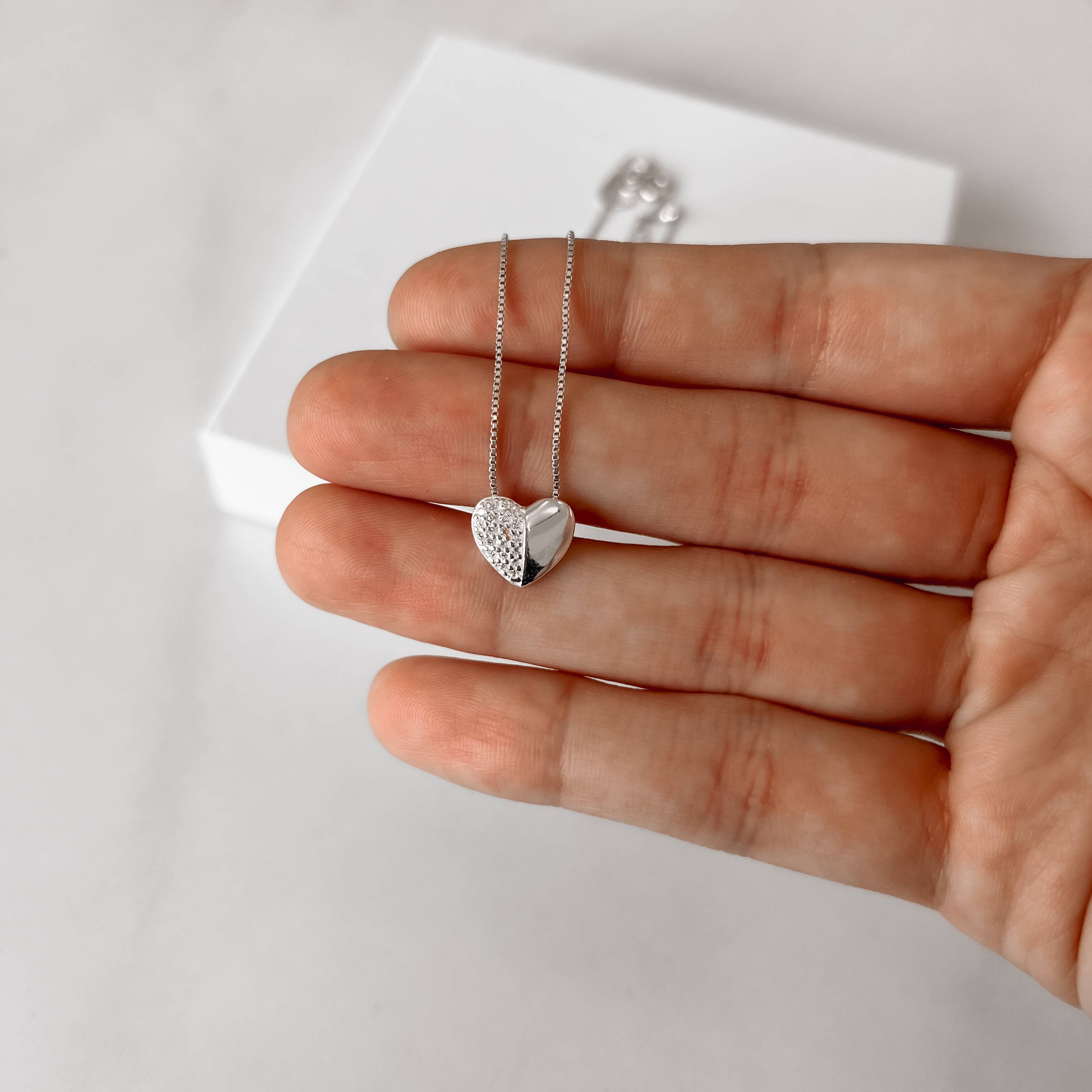 Imagem Secundária Colar coração metade cravejado 11mm 45cm